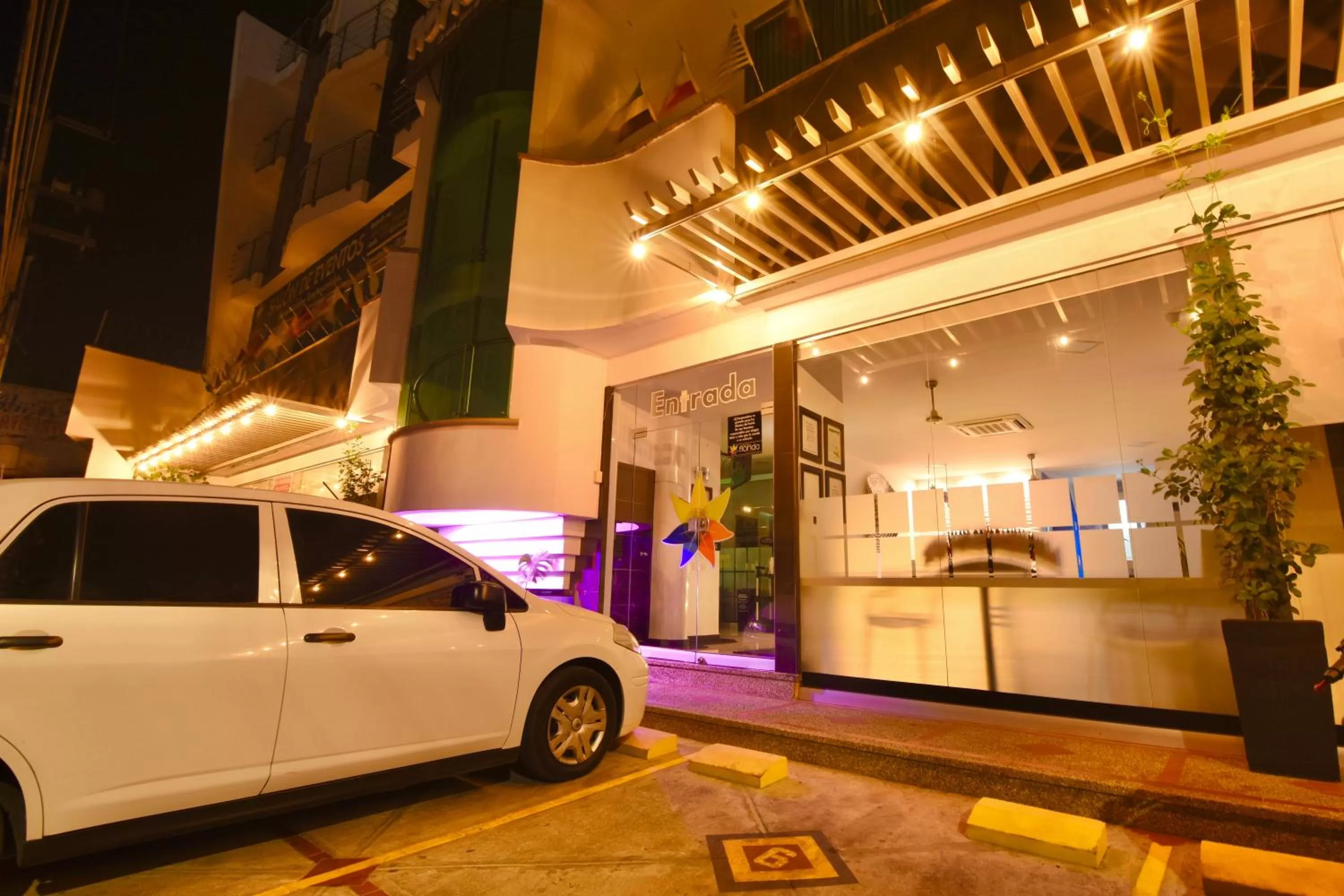 Parking in Hotel Florida Sincelejo