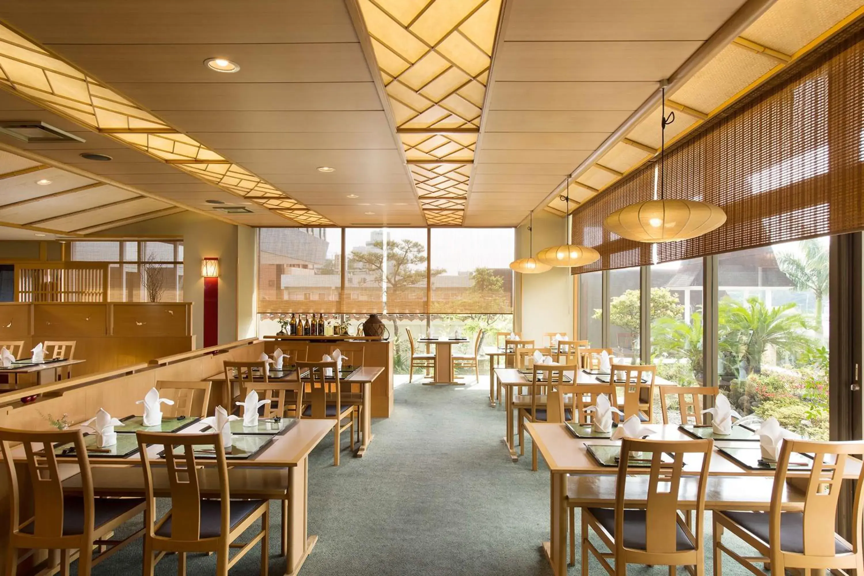 Restaurant/places to eat in DoubleTree by Hilton Naha Shuri Castle Restaurant/places to eat in DoubleTree by Hilton Naha Shuri Castle