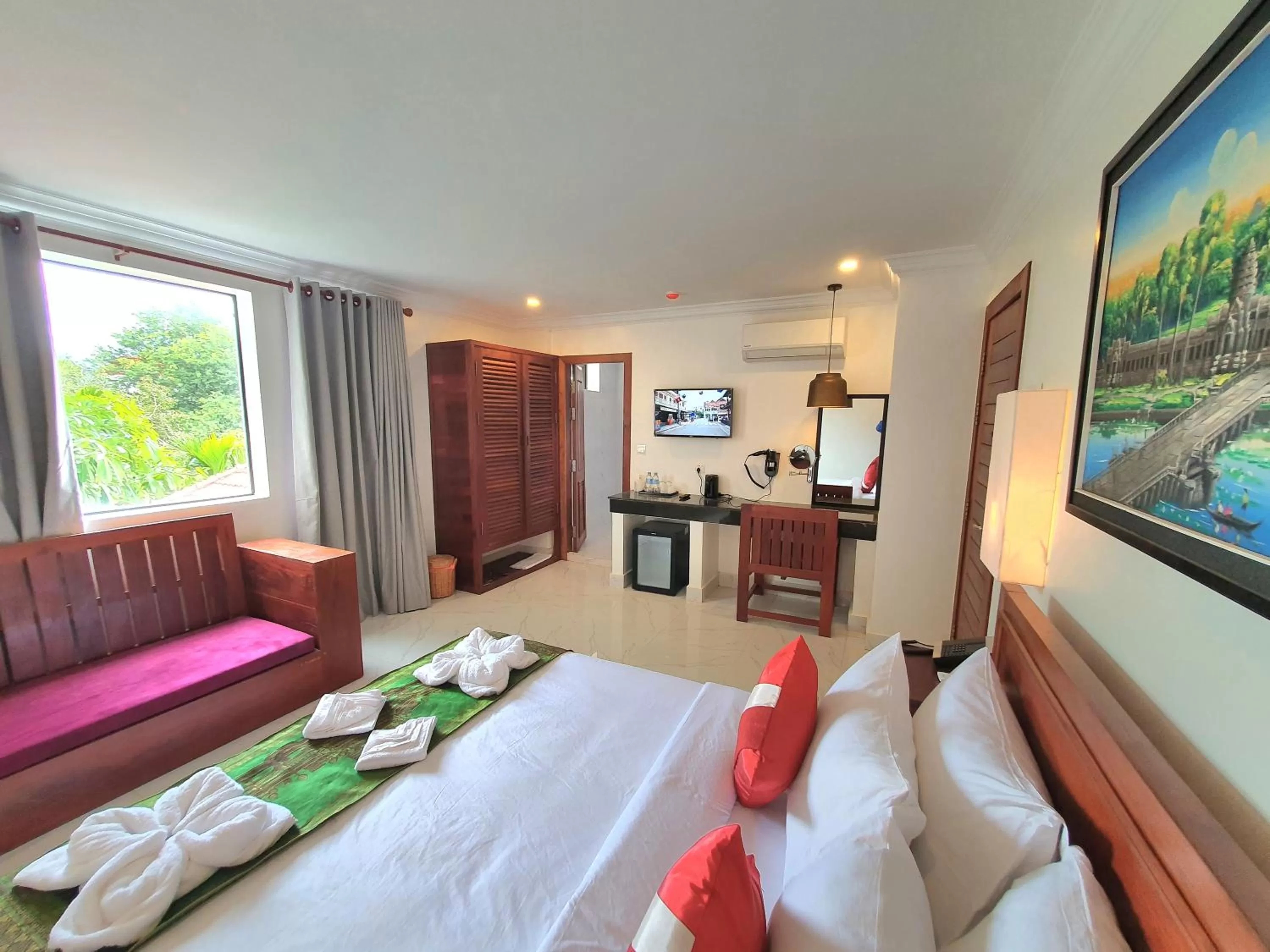 Photo of the whole room in Long Night Siem Reap Hotel