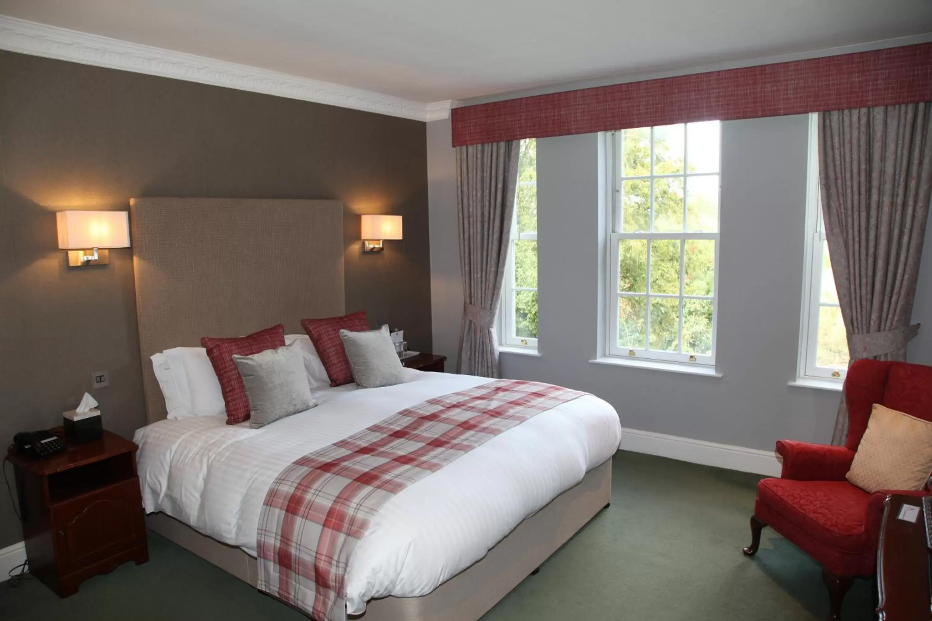 Bed in Dovecliff Hall Hotel
