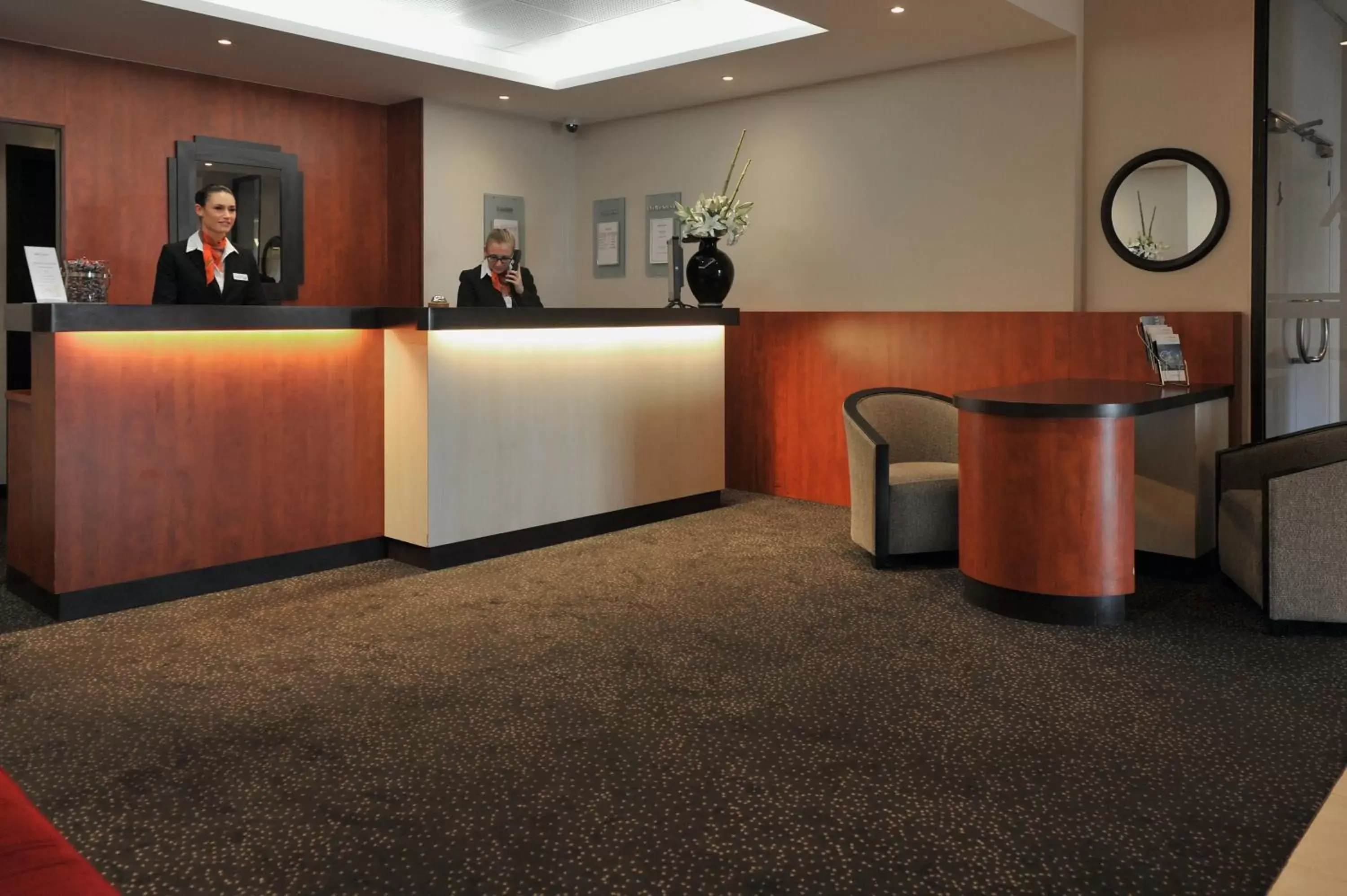 Staff, Lobby/Reception in Mercure Maurepas Saint Quentin