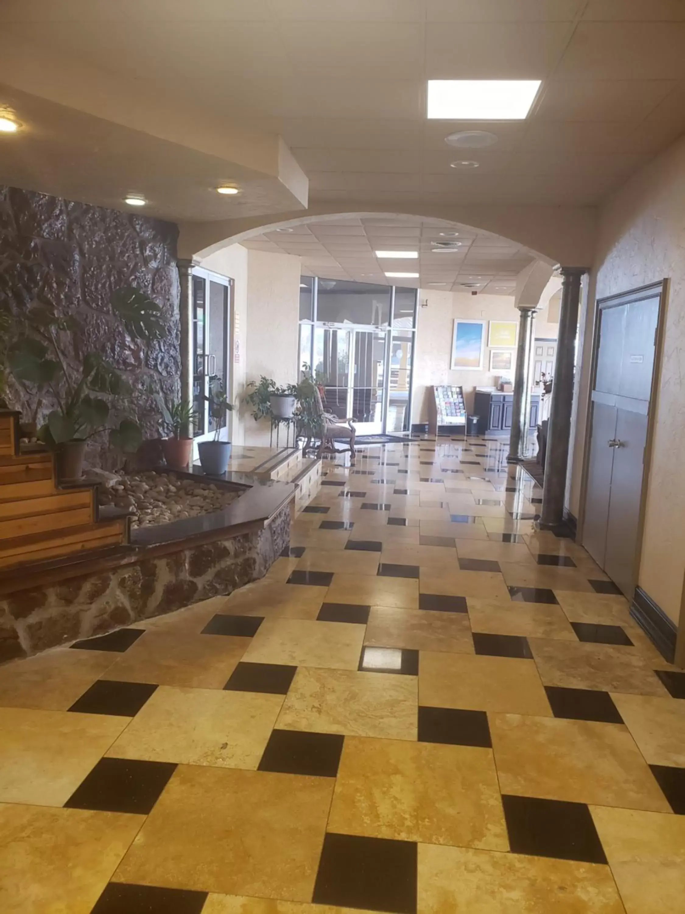 Lobby or reception in Days Inn & Suites by Wyndham Clovis