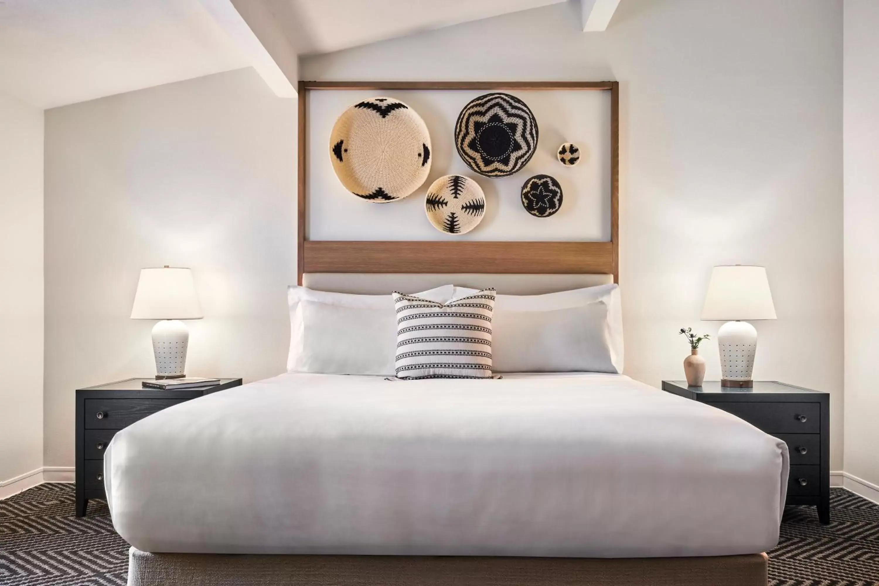Bedroom, Bed in Omni Tucson National Resort