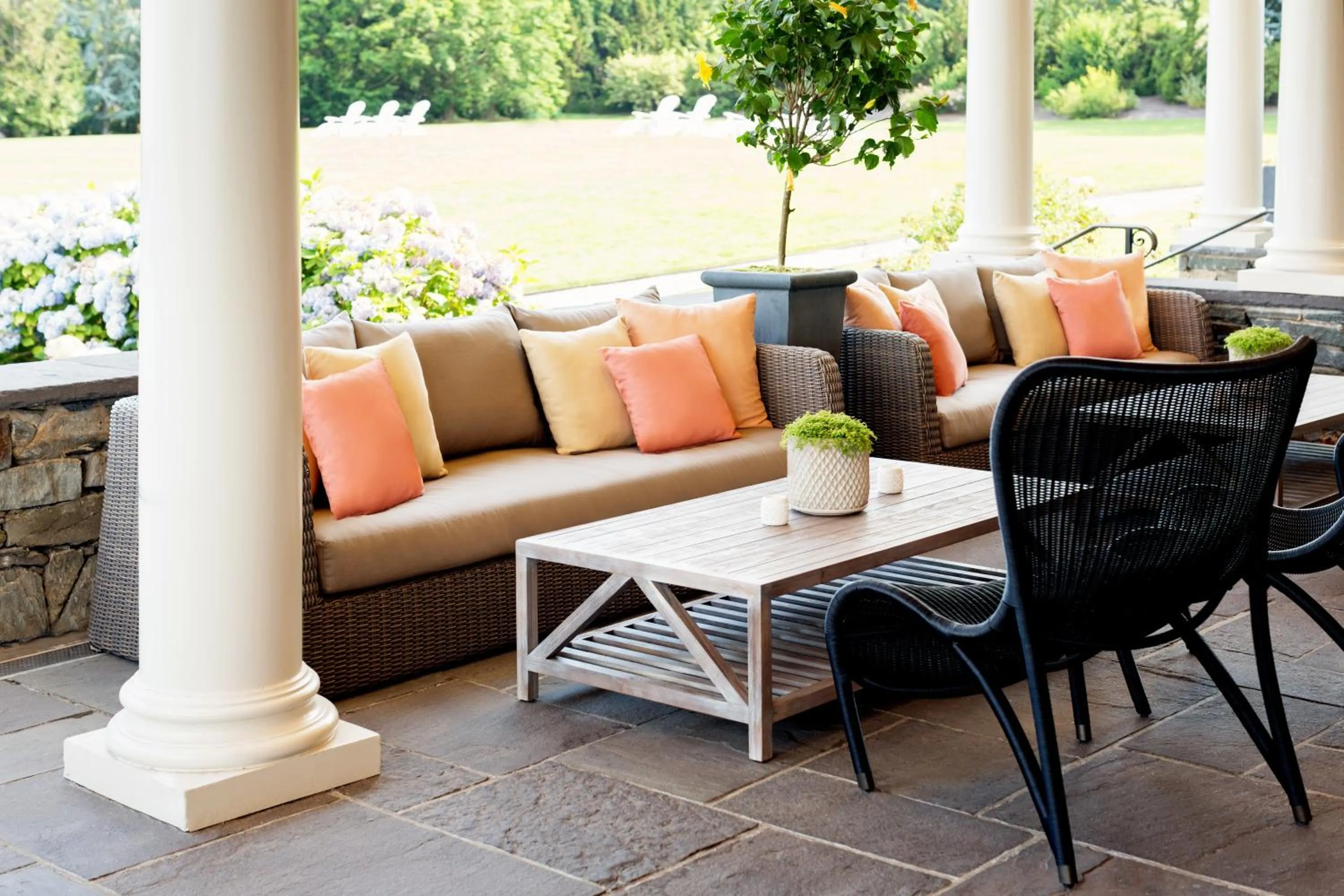 Patio in The Chanler at Cliff Walk