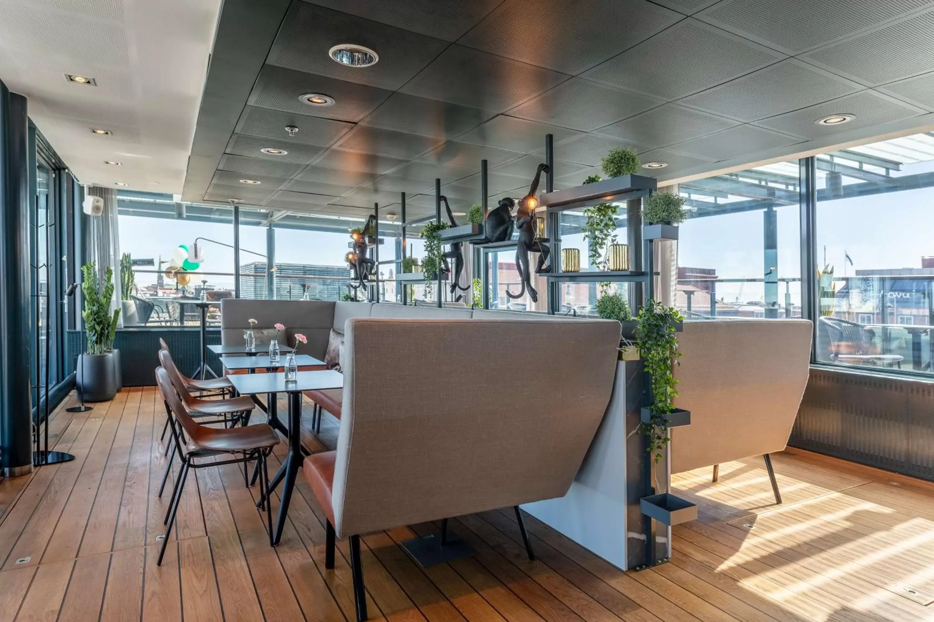 Lounge or bar, Restaurant/Places to Eat in Scandic Simonkenttä