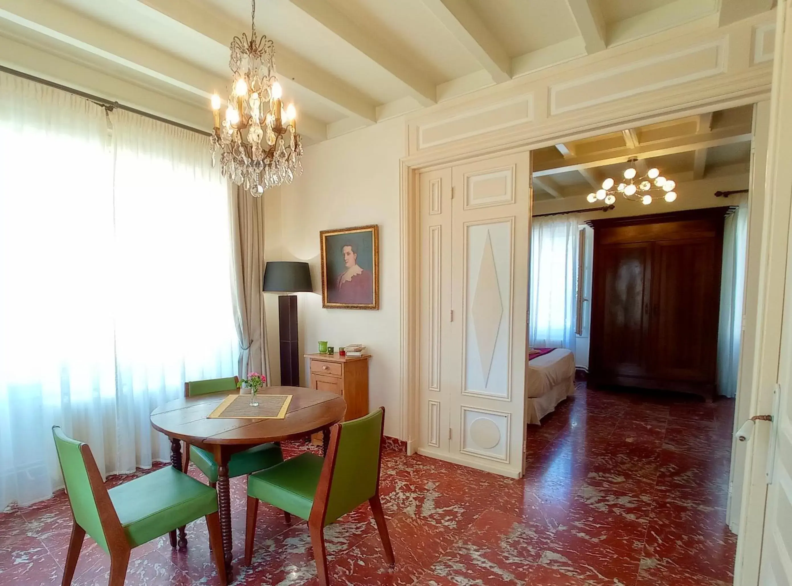 Living room, Dining Area in Domaine de Rasigous