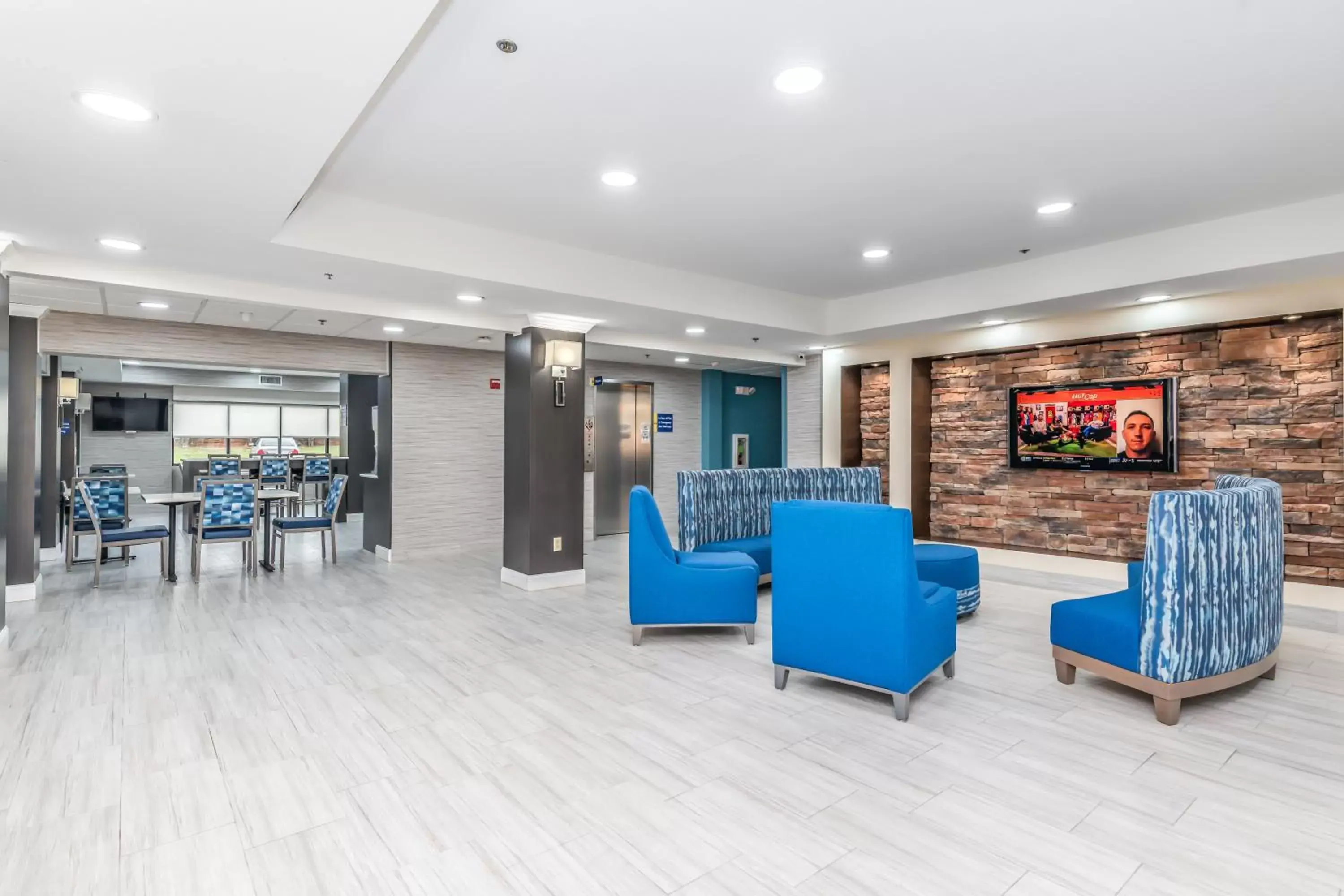 Lobby or reception, Lobby/Reception in Days Inn & Suites by Wyndham Prattville-Montgomery