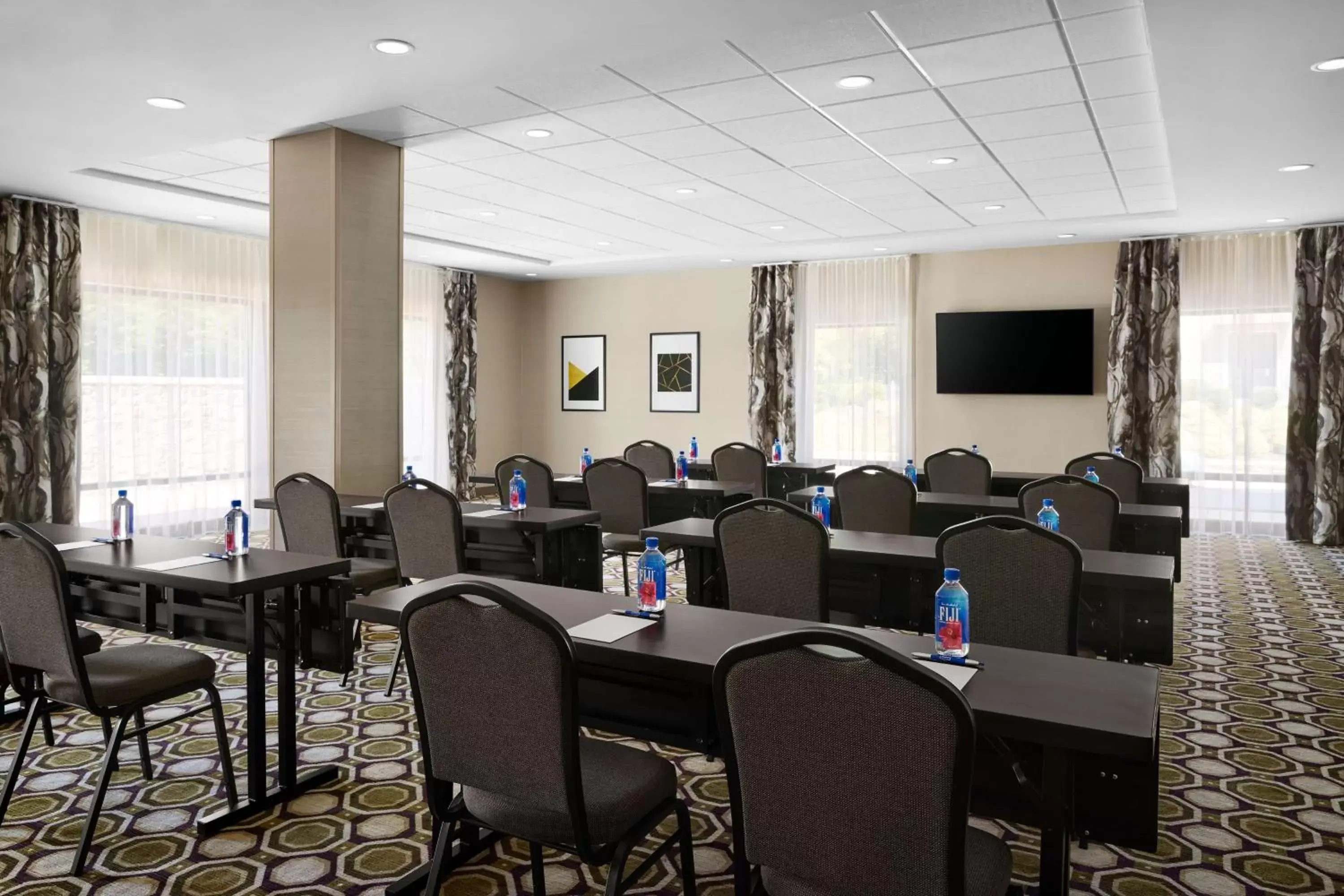 Meeting/conference room in Hampton Inn & Suites Charlotte Steele Creek Road, NC