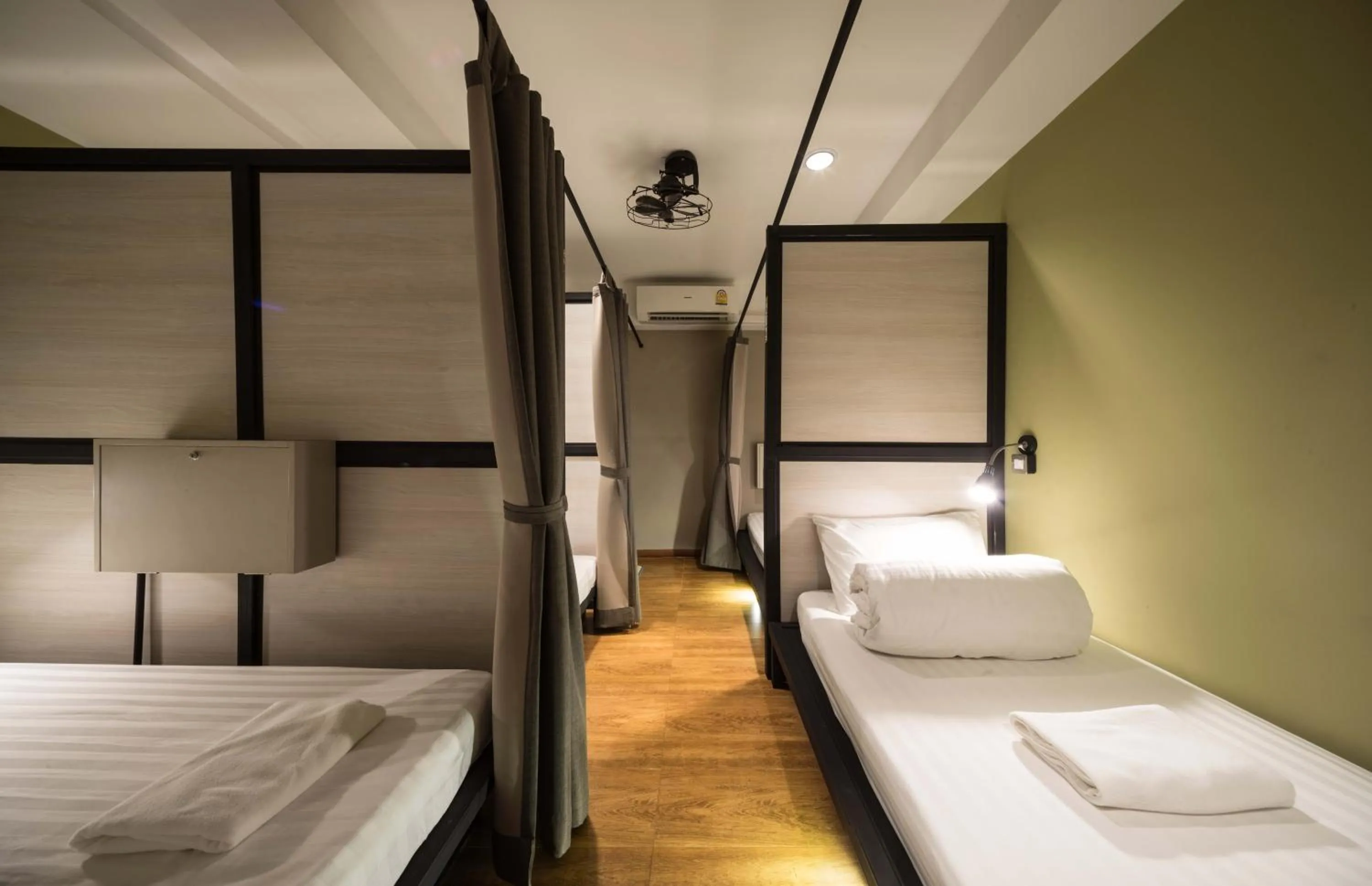 Photo of the whole room, Bed in Augusta