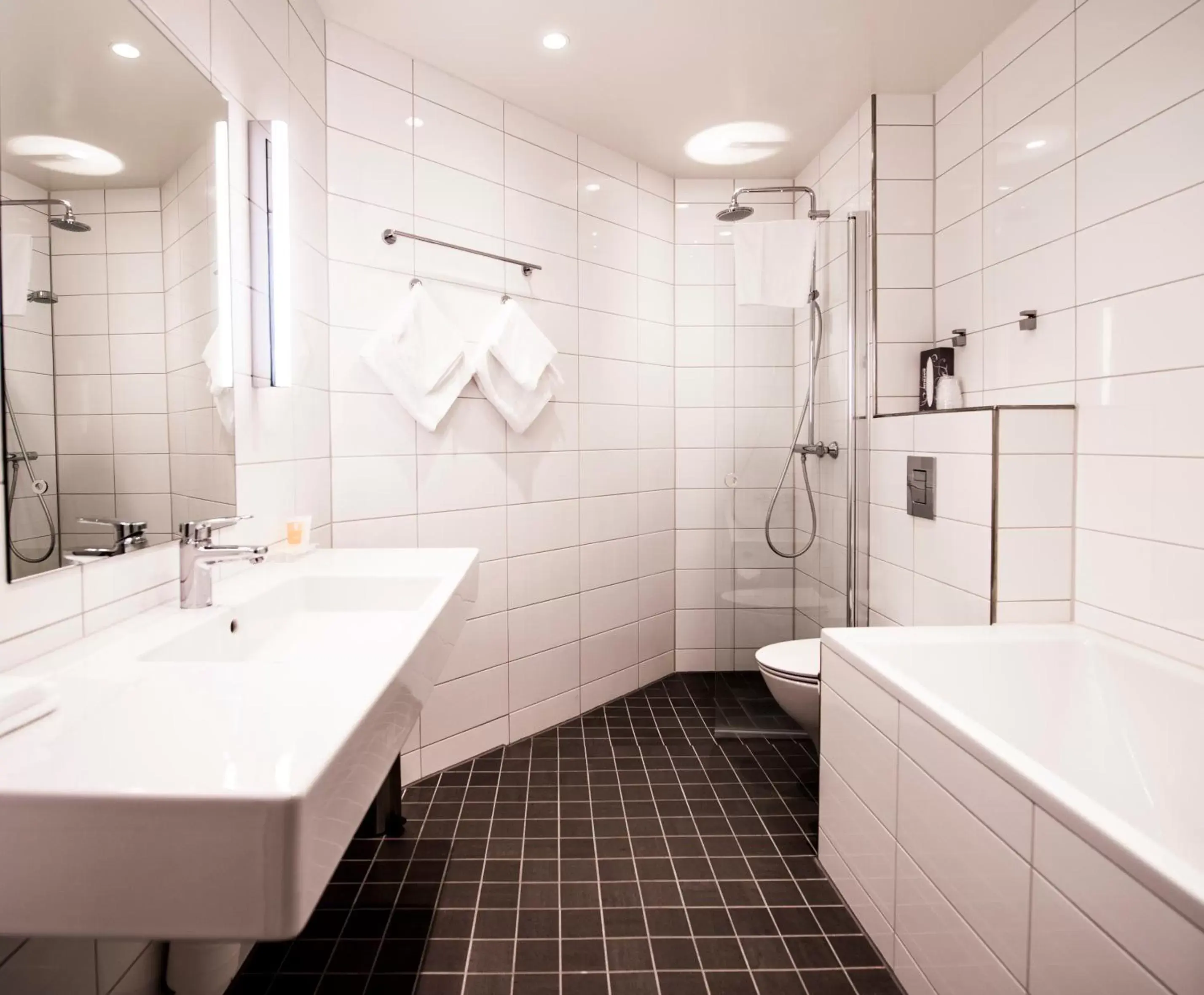 Bathroom in Hotell Bondeheimen