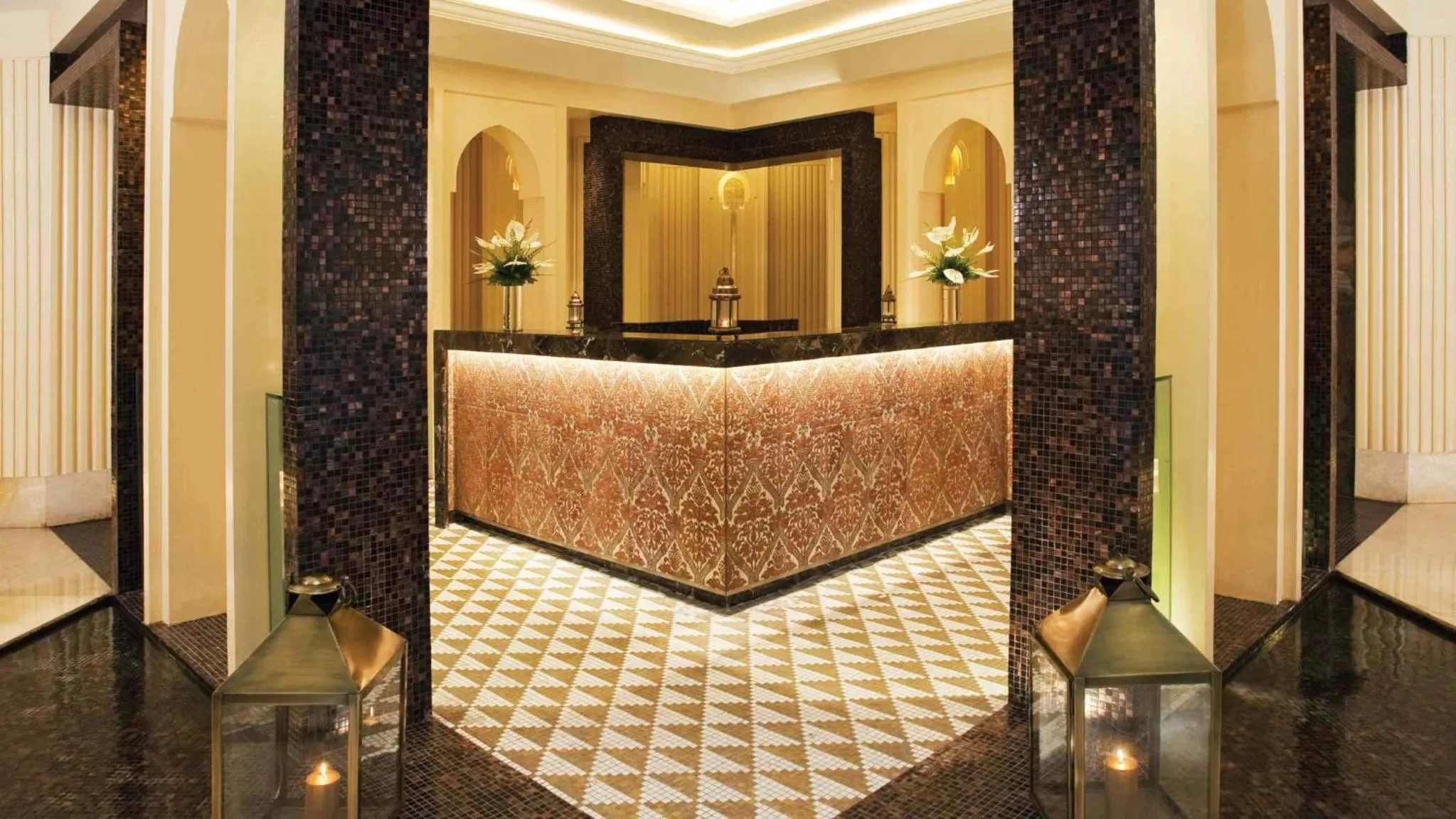 Spa and wellness centre/facilities in Crowne Plaza New Delhi Mayur Vihar Noida by IHG