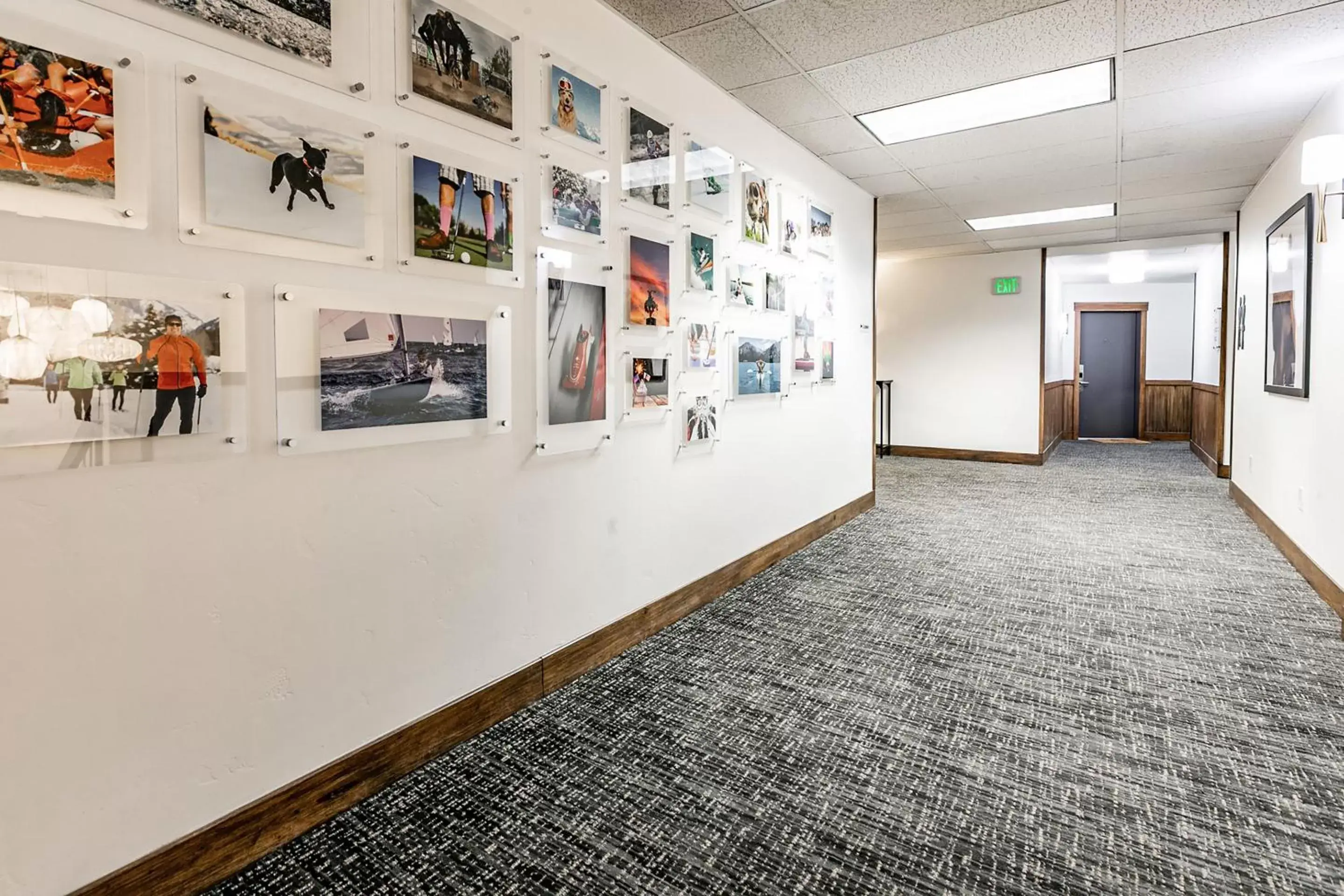 Lobby or reception in Shadow Ridge