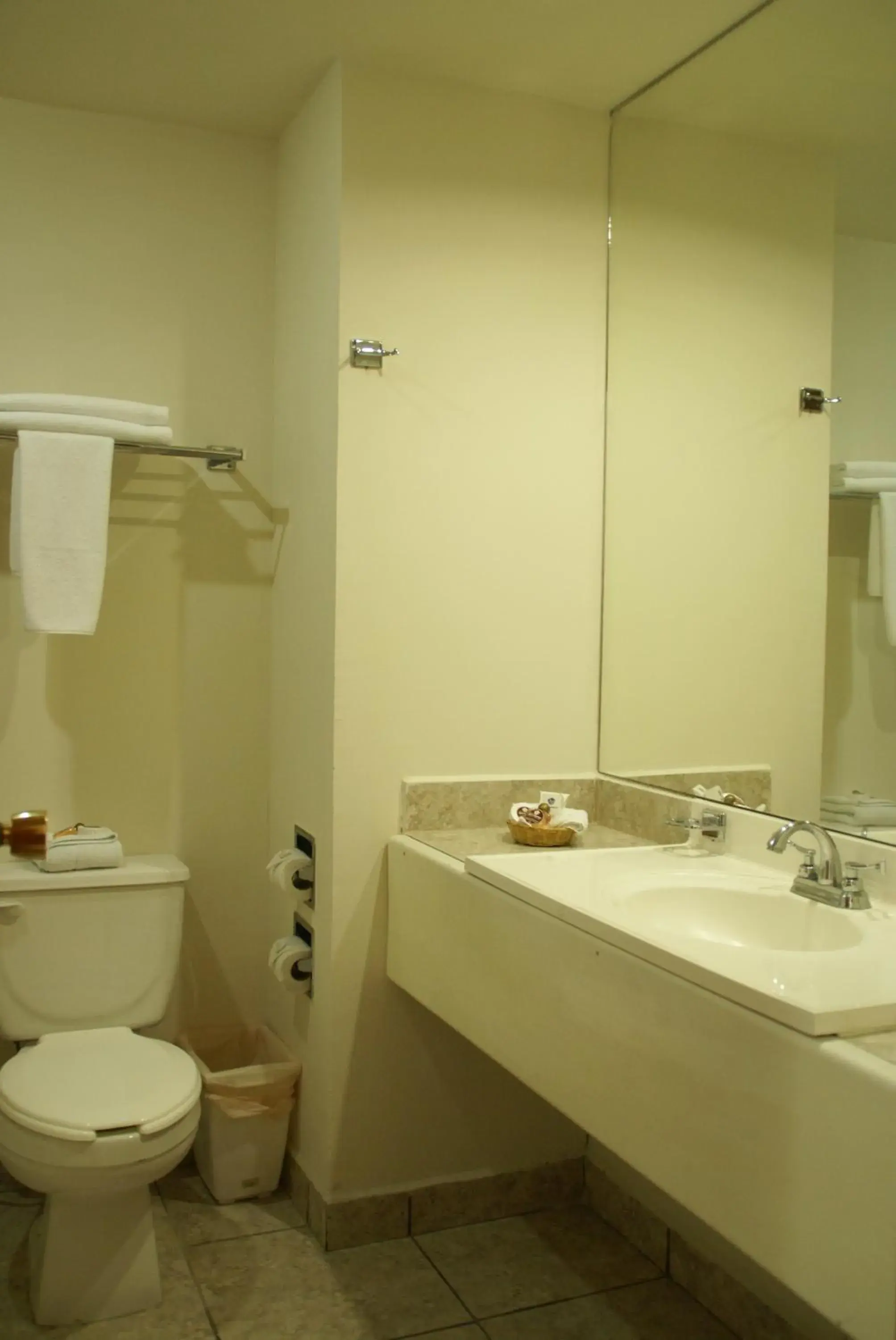 Bathroom in Hotel San Francisco