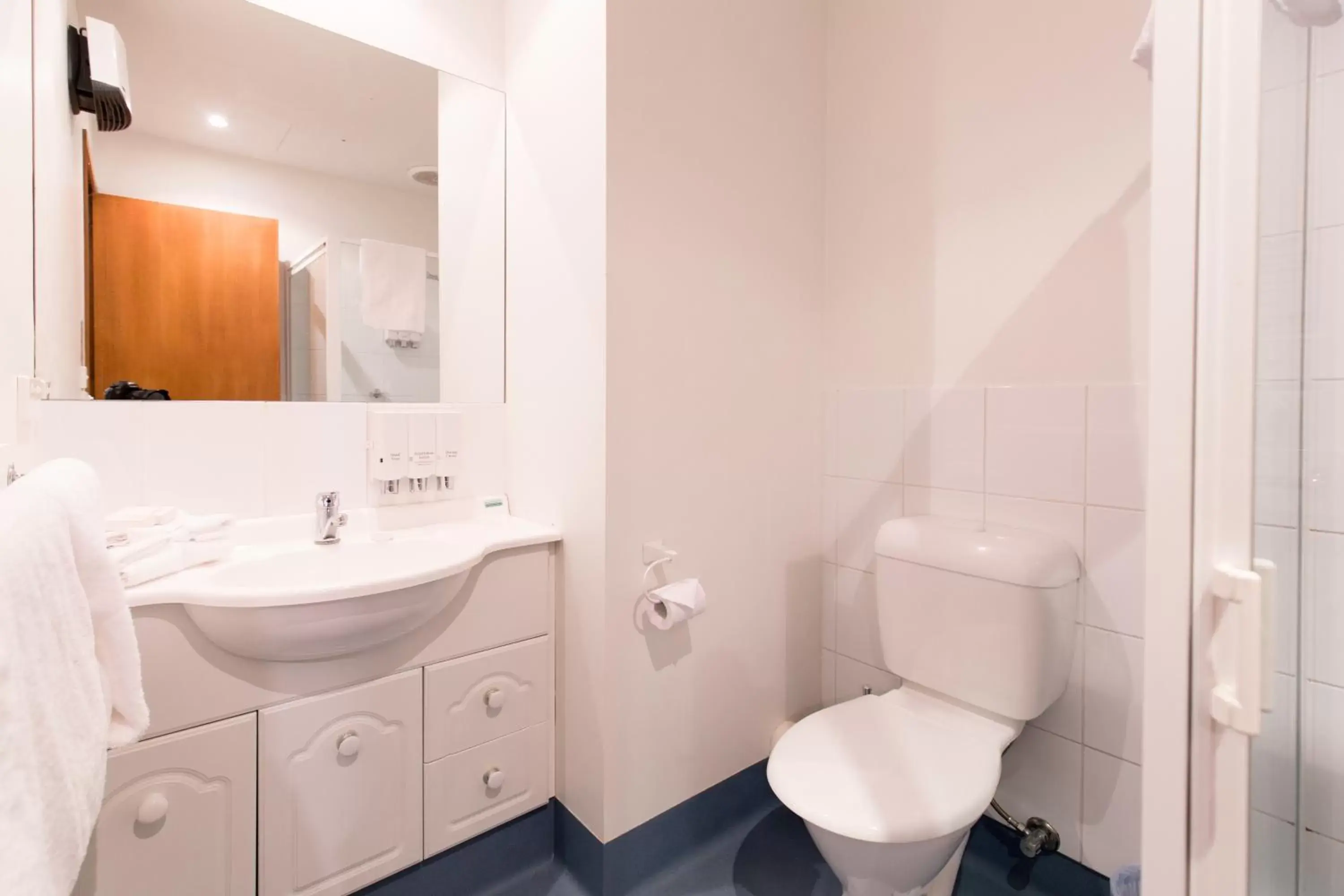 Bathroom in Bay Hotel Apartments