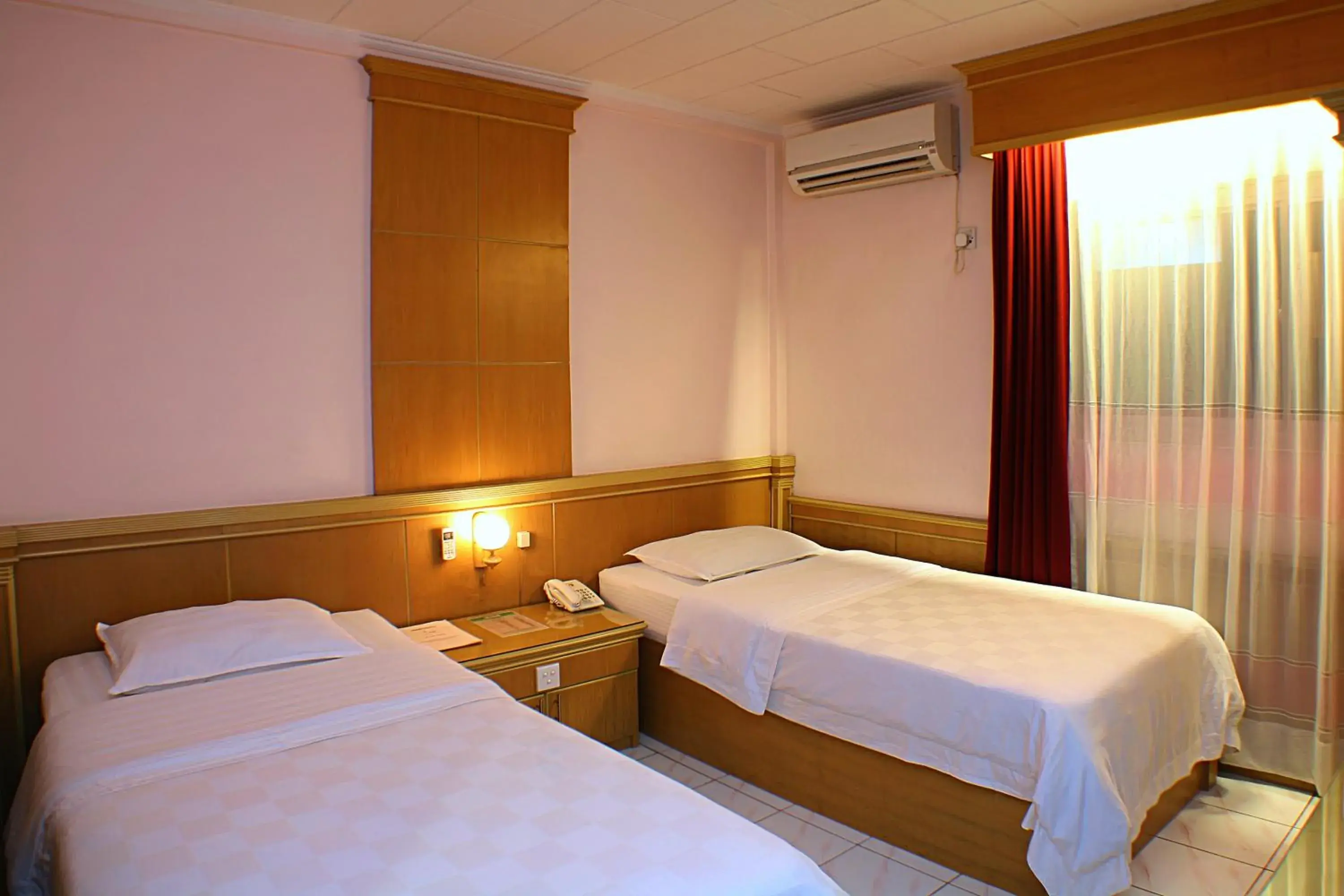 Bed in Hotel Hangtuah