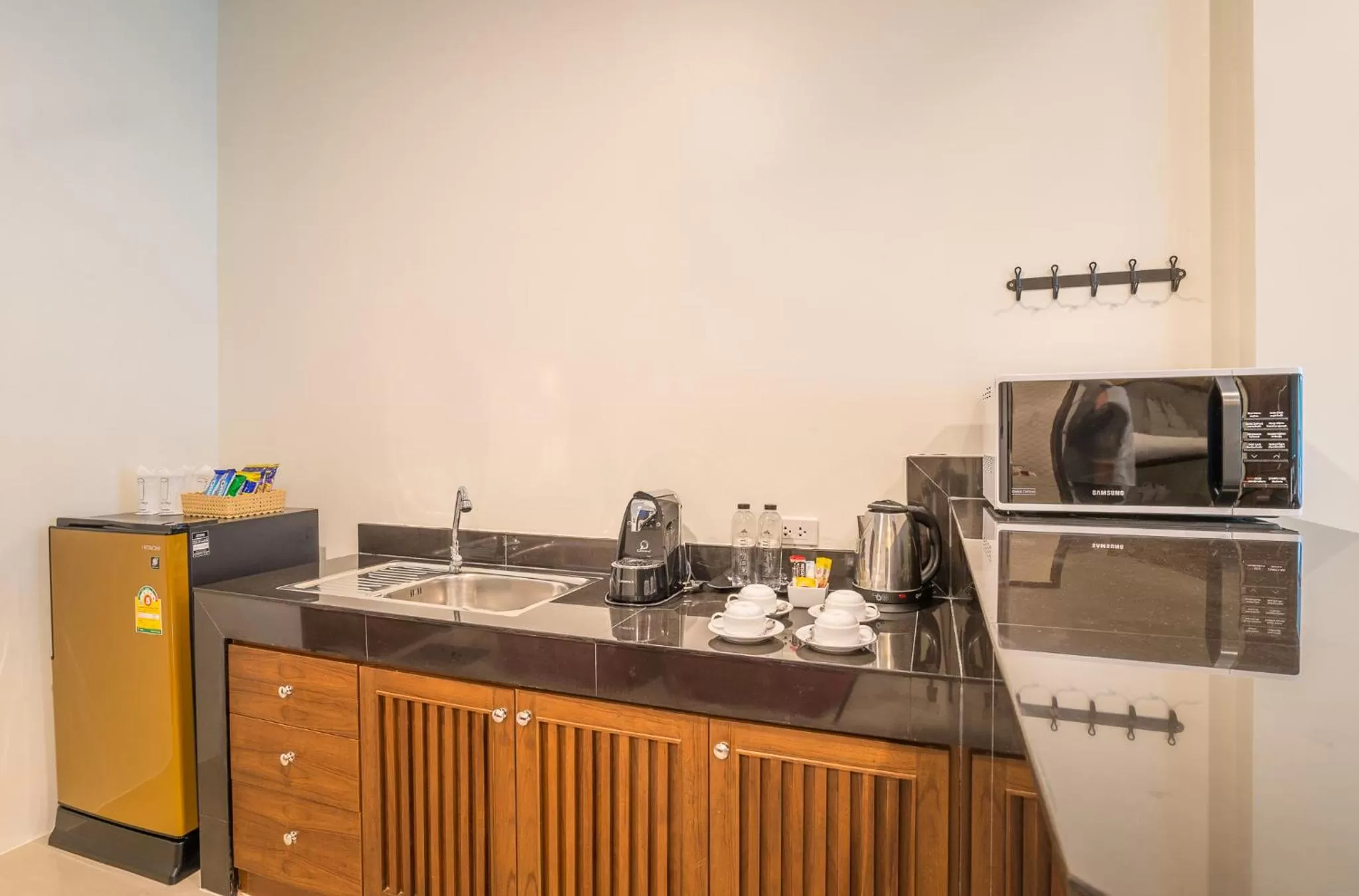 Coffee/tea facilities in The Scene Cliff View Villas