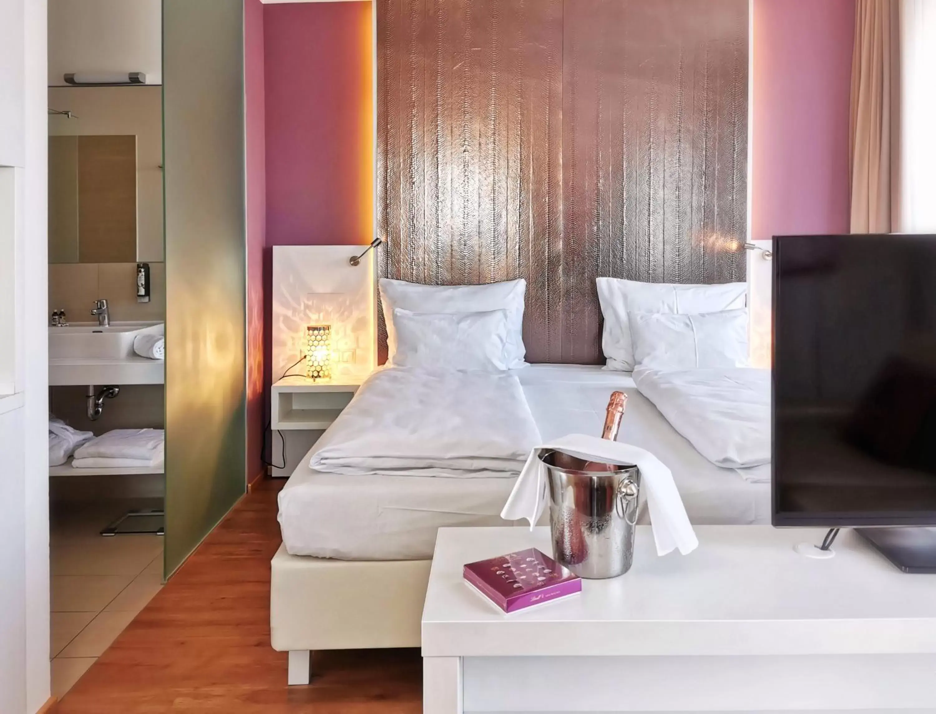 Bed in Amedia Luxury Suites Graz, Trademark Collection by Wyndham