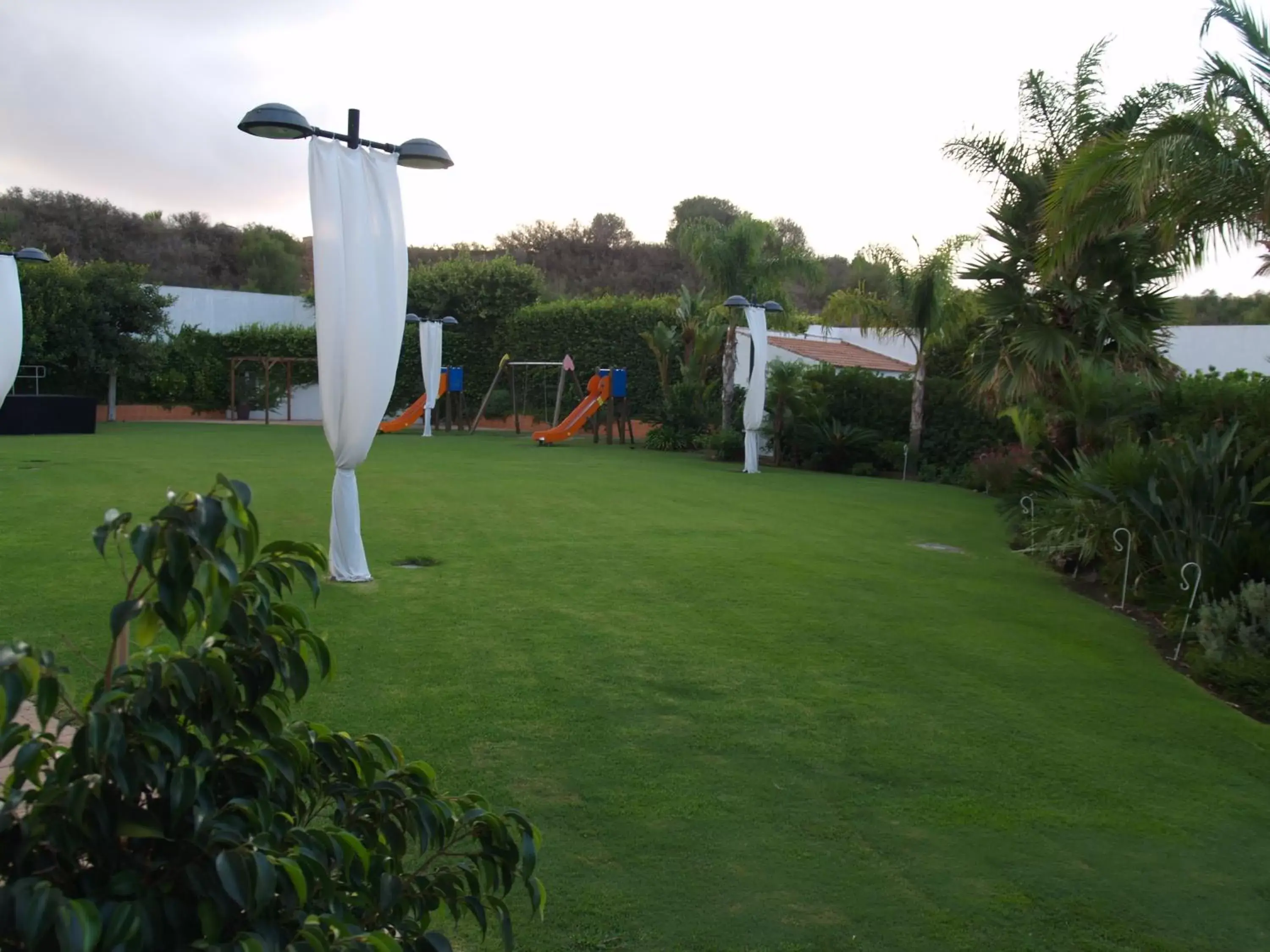 Garden in Hotel Montera Plaza