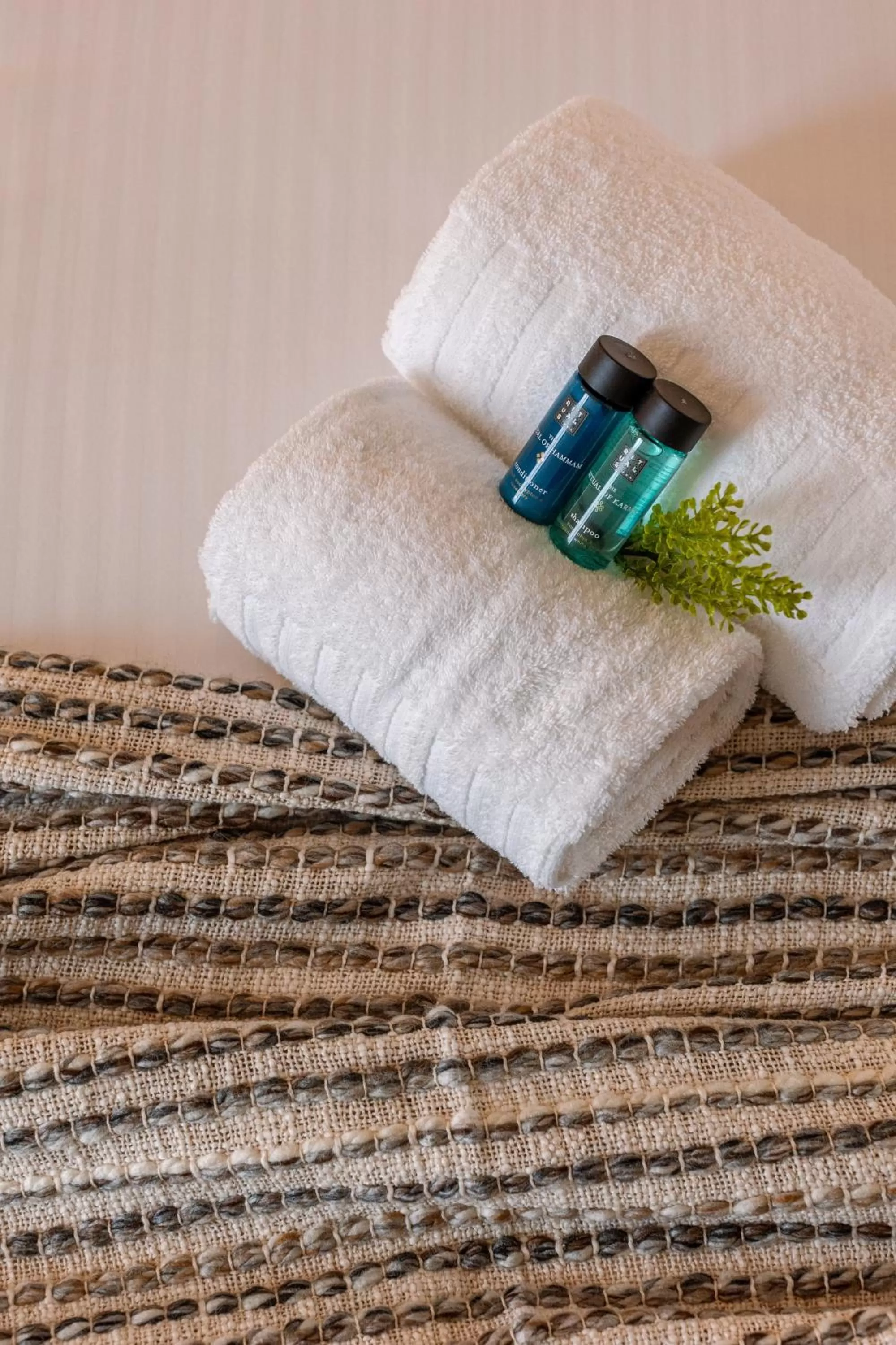 Decorative detail in Whaaw Westende-bad