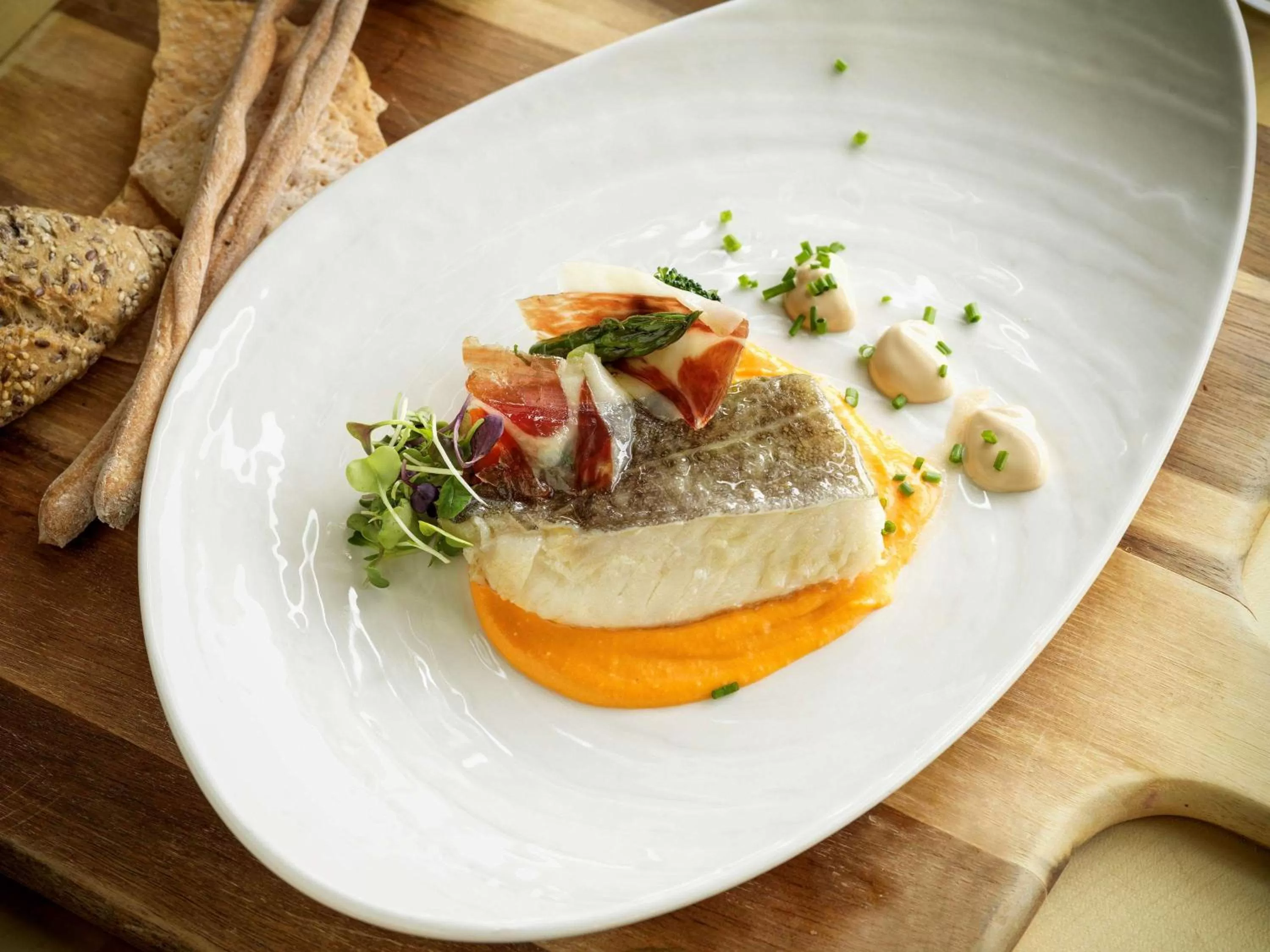 Restaurant/places to eat in Novotel Sevilla