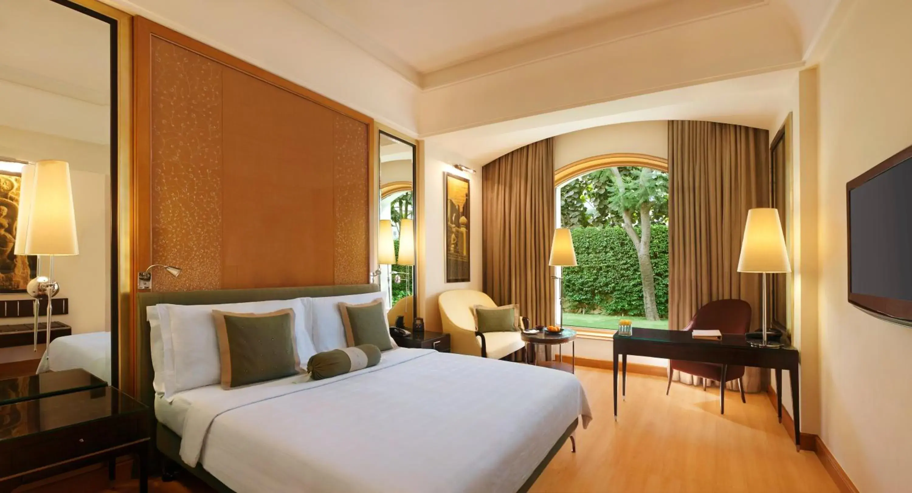 Superior Double or Twin Room with Garden View in Trident Gurgaon