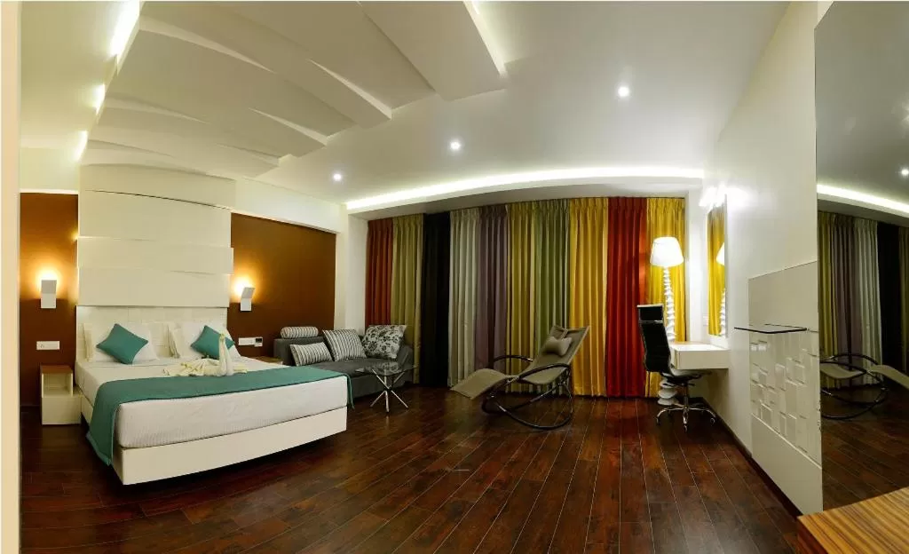 Photo of the whole room, Bed in Hotel Vijay Elanza