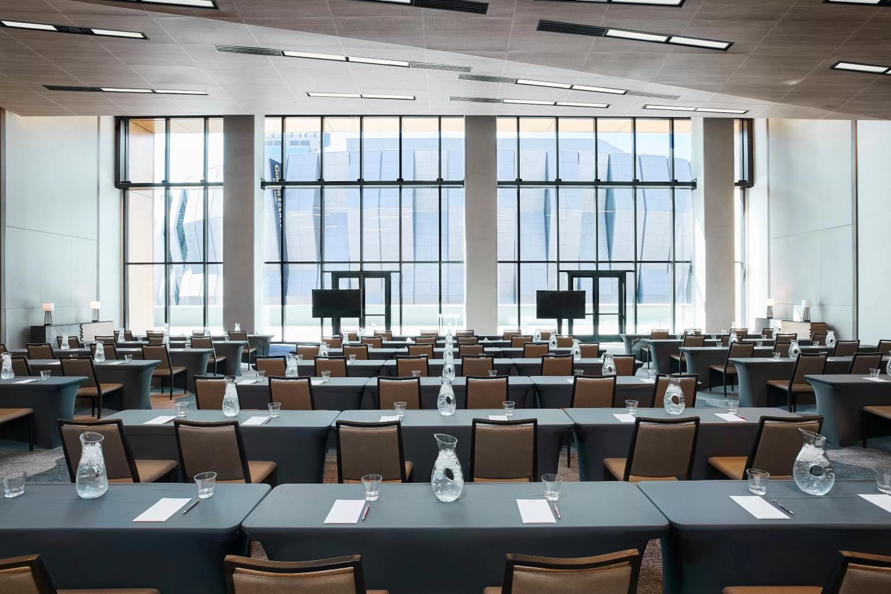 Meeting/conference room in Kimpton Sawyer Hotel by IHG