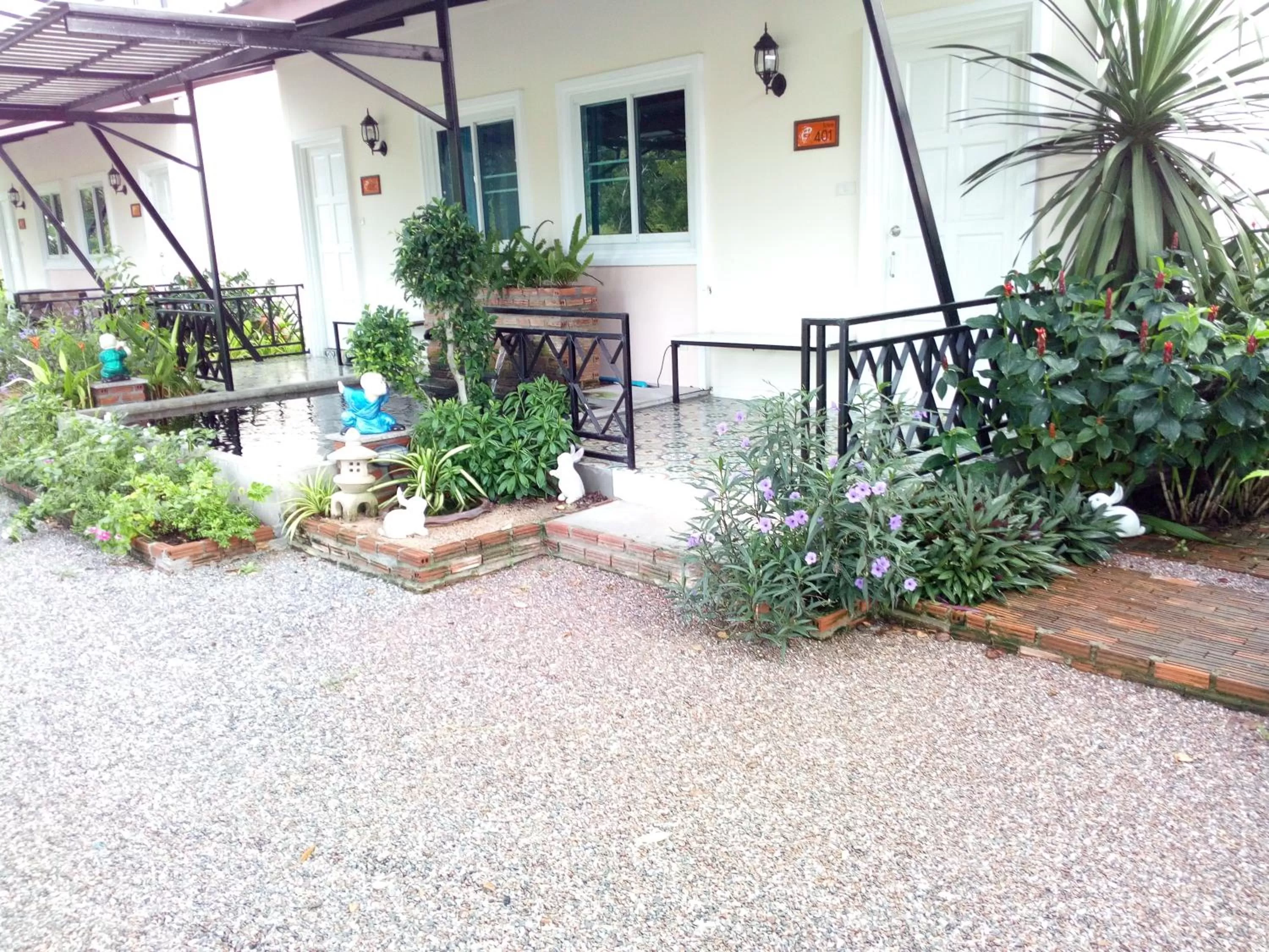 Balcony/Terrace in Fancy Carp Resort
