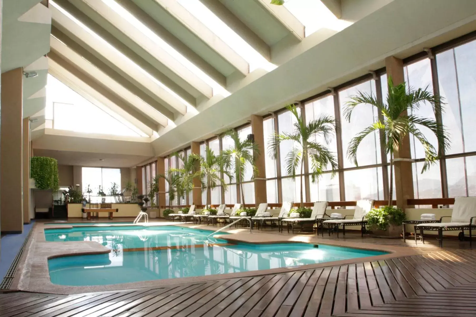 Swimming Pool in Crowne Plaza Hotel Monterrey, an IHG Hotel