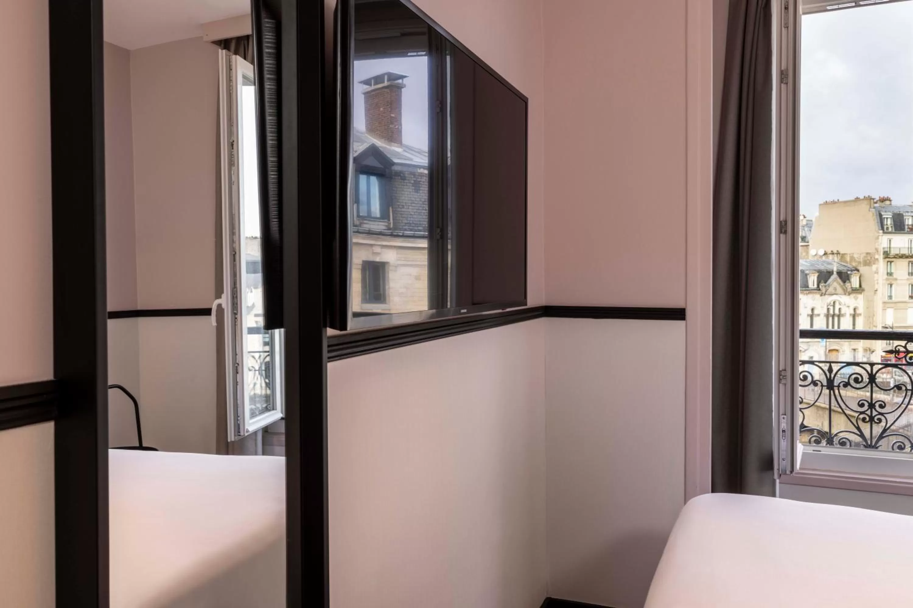 Bedroom, Bed in Hotel de l'Aqueduc