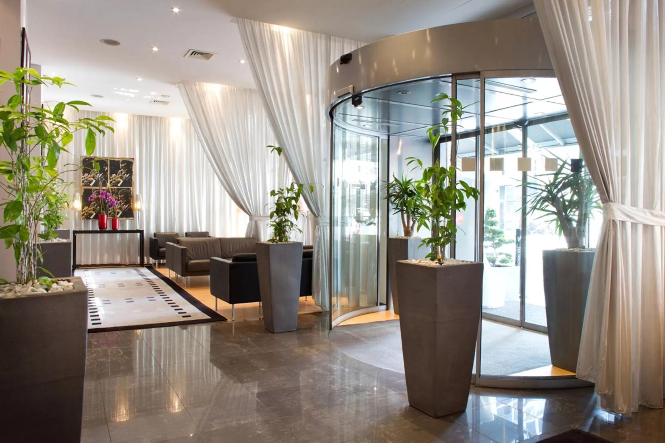 Lobby or reception in Auteuil Manotel