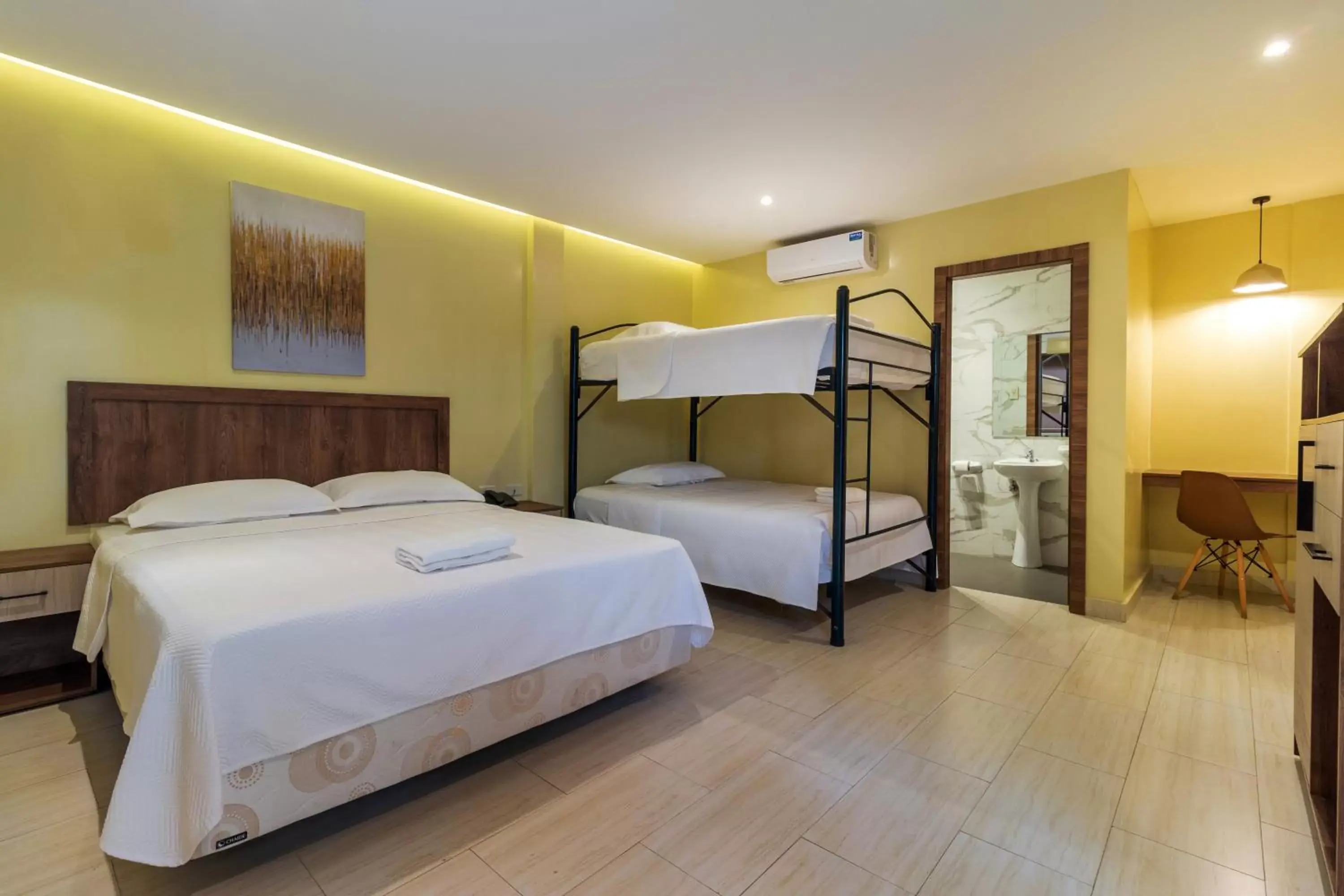 Triple Room in Hotel Sada Triple Room in Hotel Sada