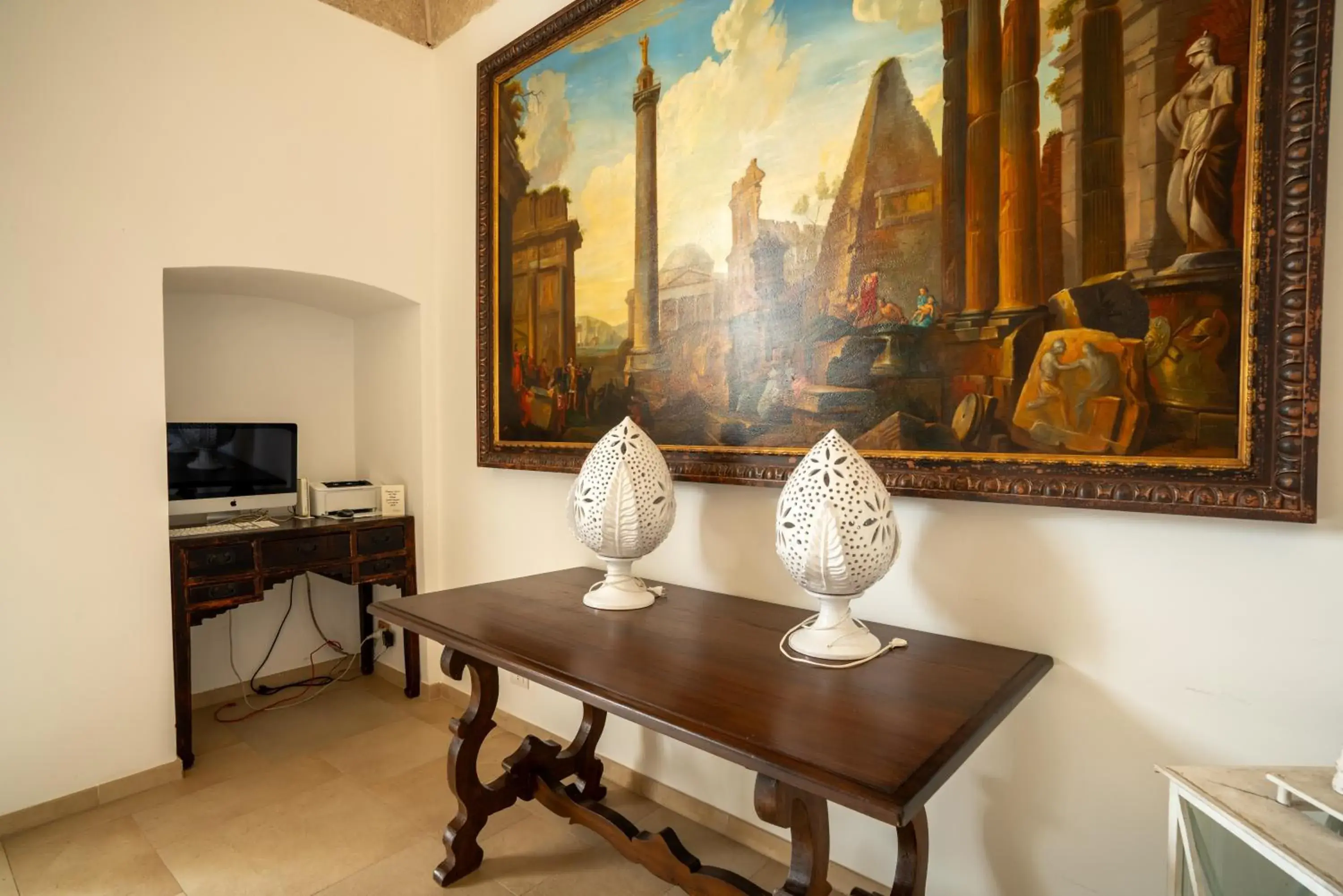 Dining Area in San Tommaso Hotel