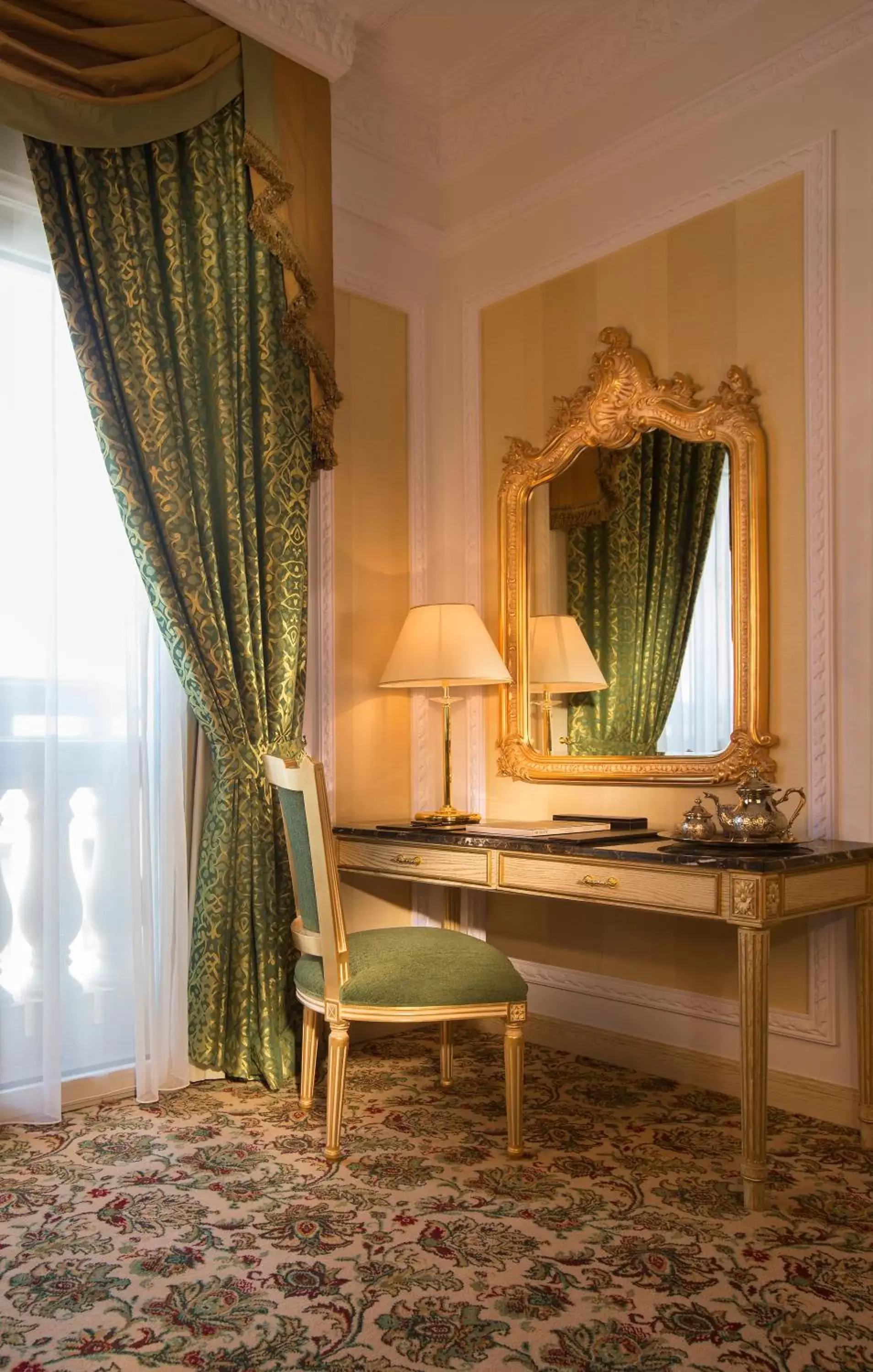 Decorative detail, Seating Area in Royal Rose Hotel