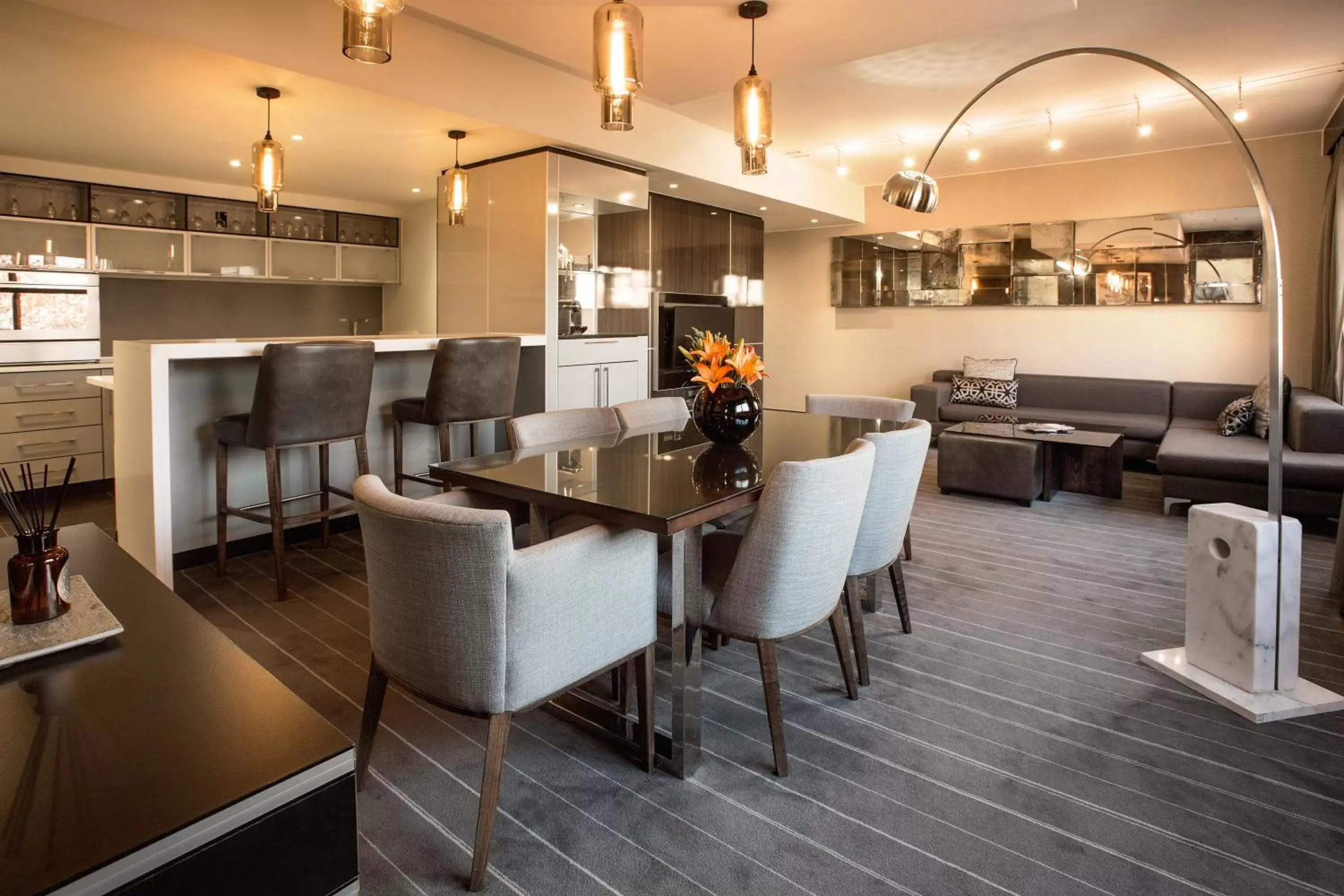 Dining area in The Maslow Hotel, Sandton