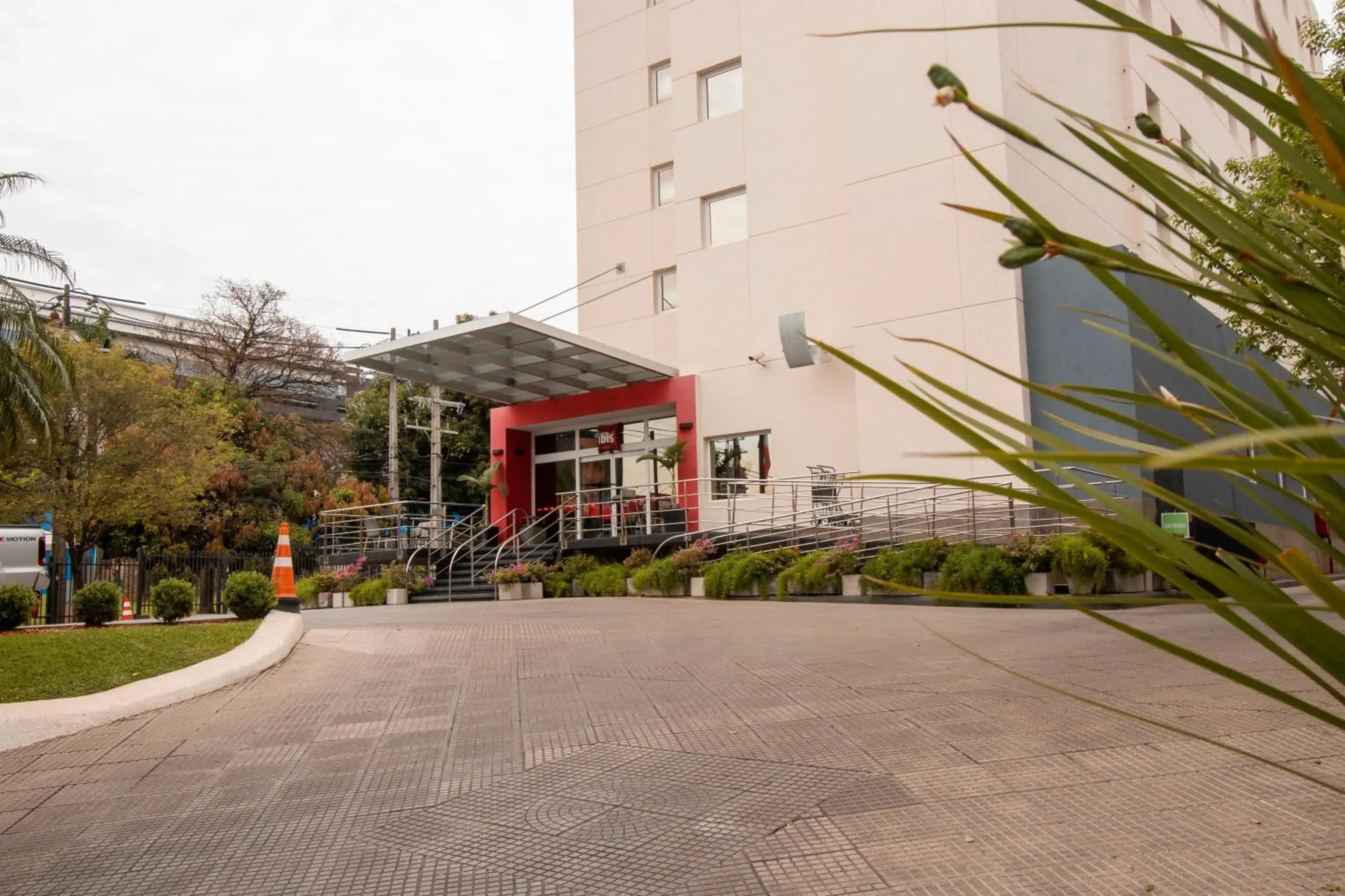 Property Building in ibis Asuncion