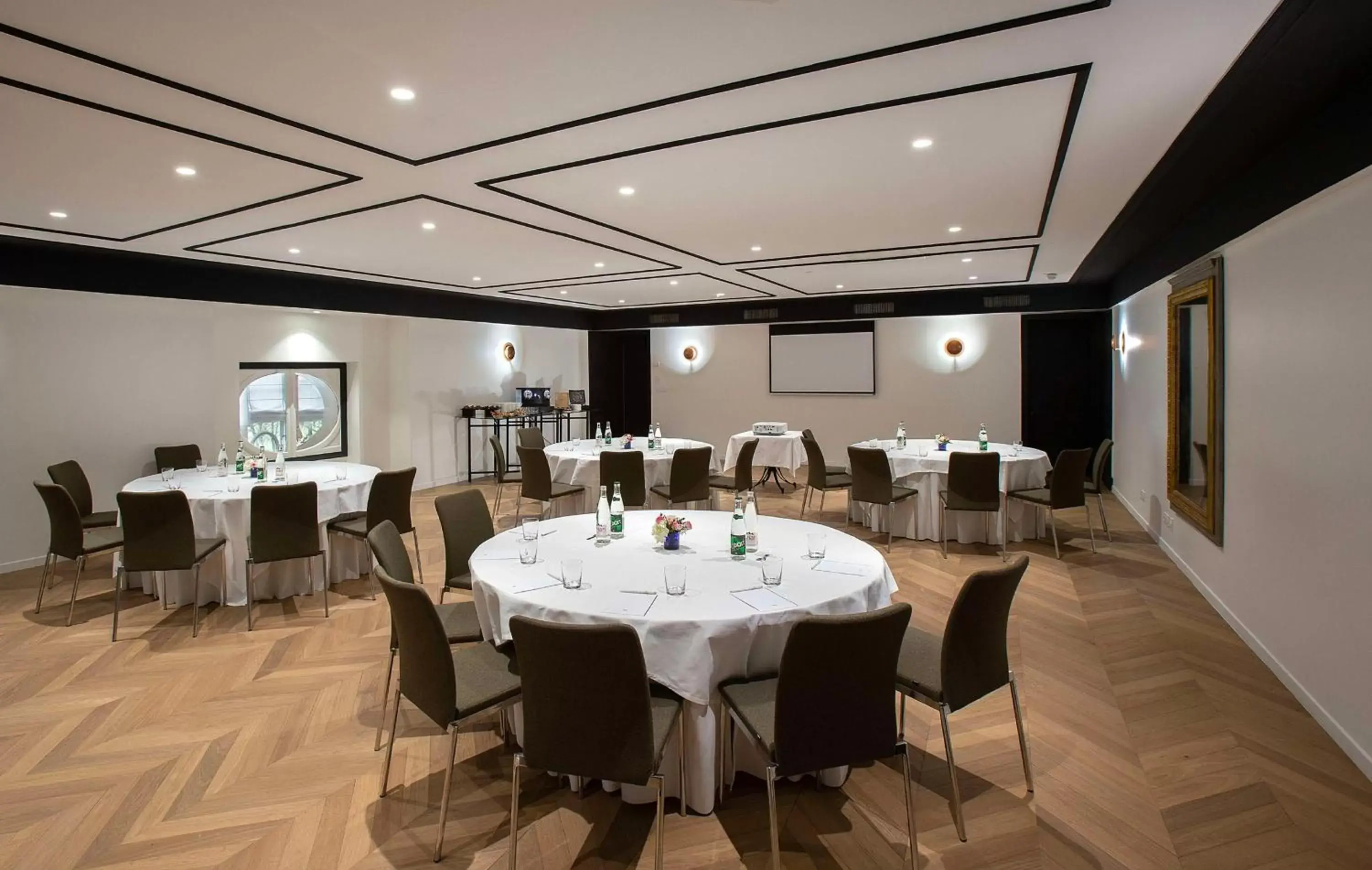 Meeting/conference room, Banquet Facilities in Waldorf Astoria Versailles - Trianon Palace
