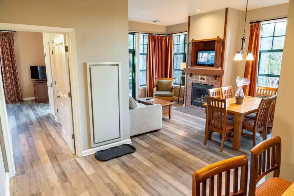 Dining Area in The Appalachian at Mountain Creek