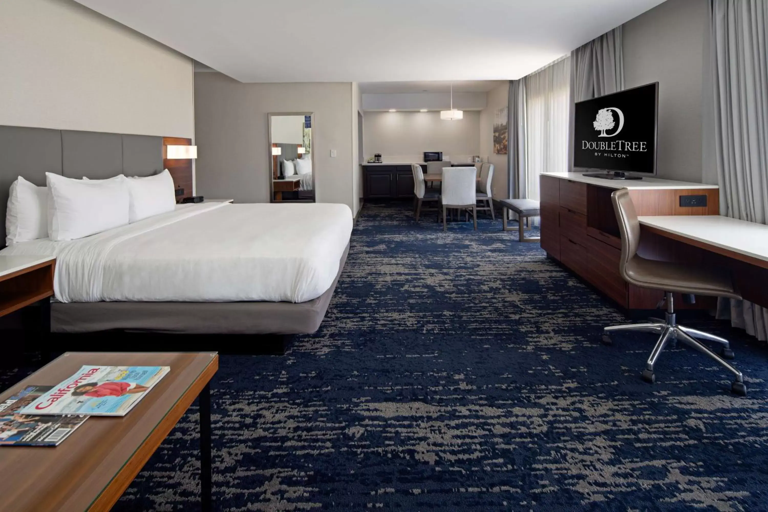 Bedroom, Bed in DoubleTree by Hilton Bakersfield Bedroom, Bed in DoubleTree by Hilton Bakersfield