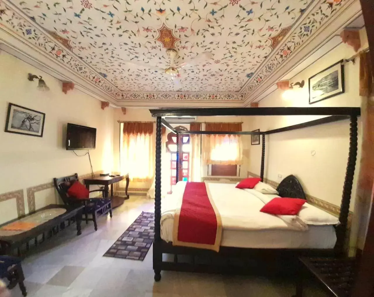 Bedroom in Sajjan Niwas