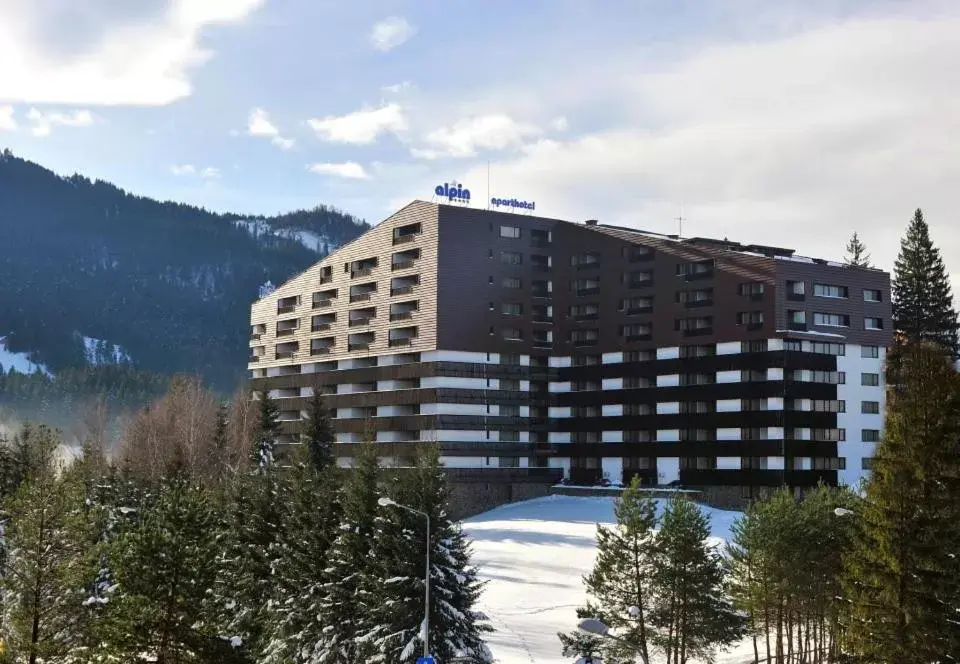 Property Building in Alpin ApartHotel 2302