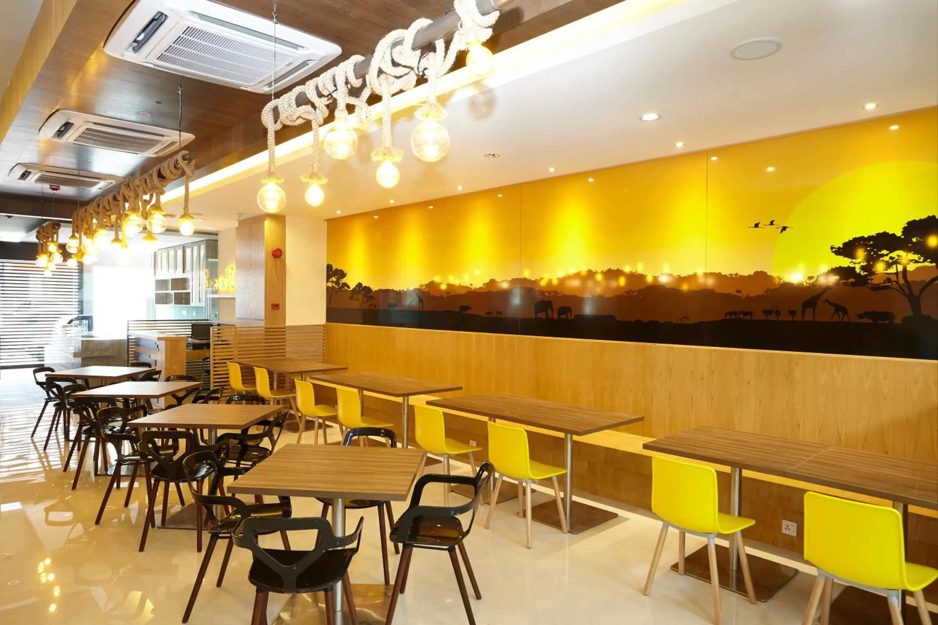 Restaurant/places to eat in Hotel Six Seasons @ Mid Valley Restaurant/places to eat in Hotel Six Seasons @ Mid Valley