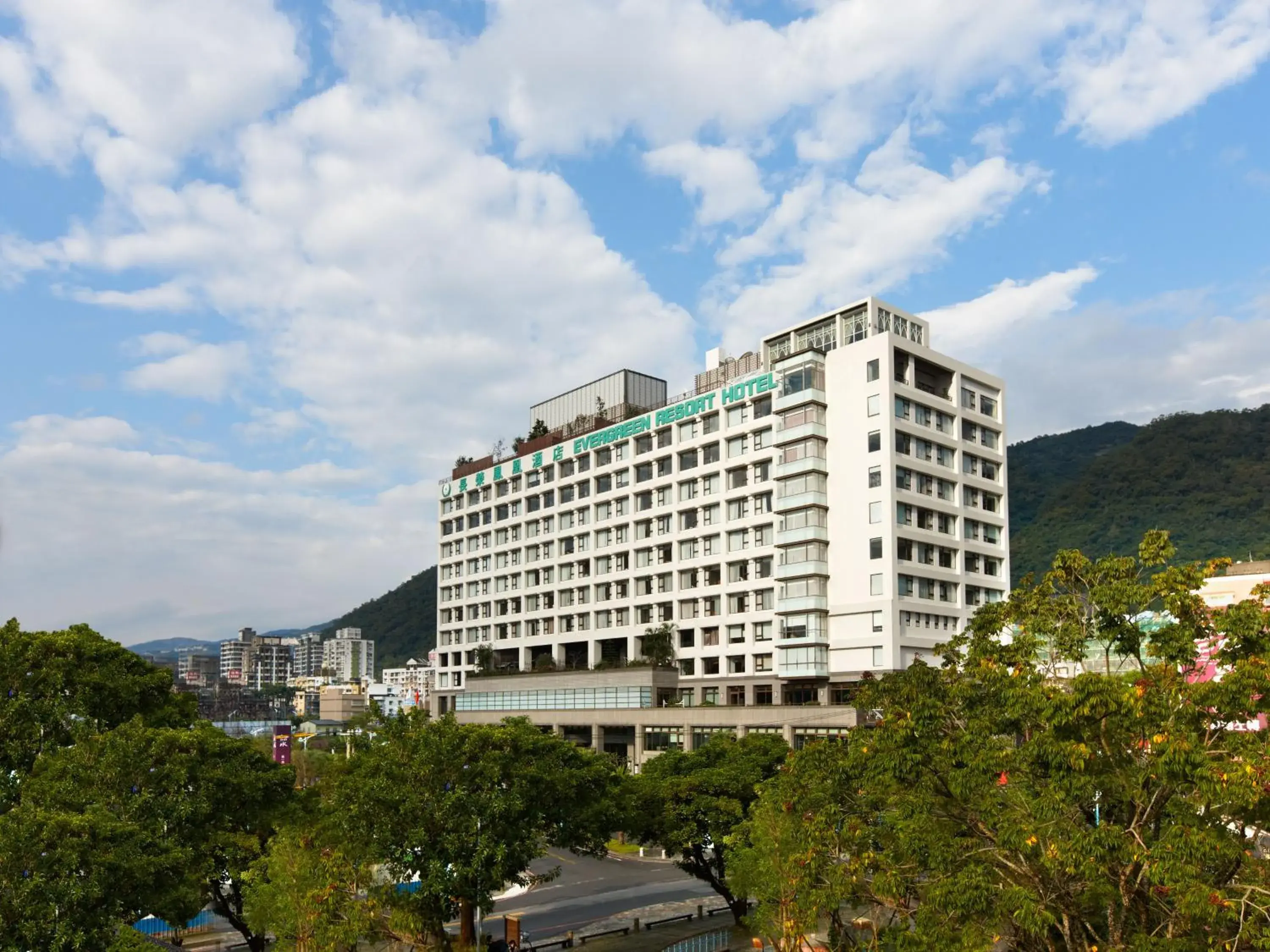 Facade/entrance, Property Building in Evergreen Resort Hotel Jiaosi