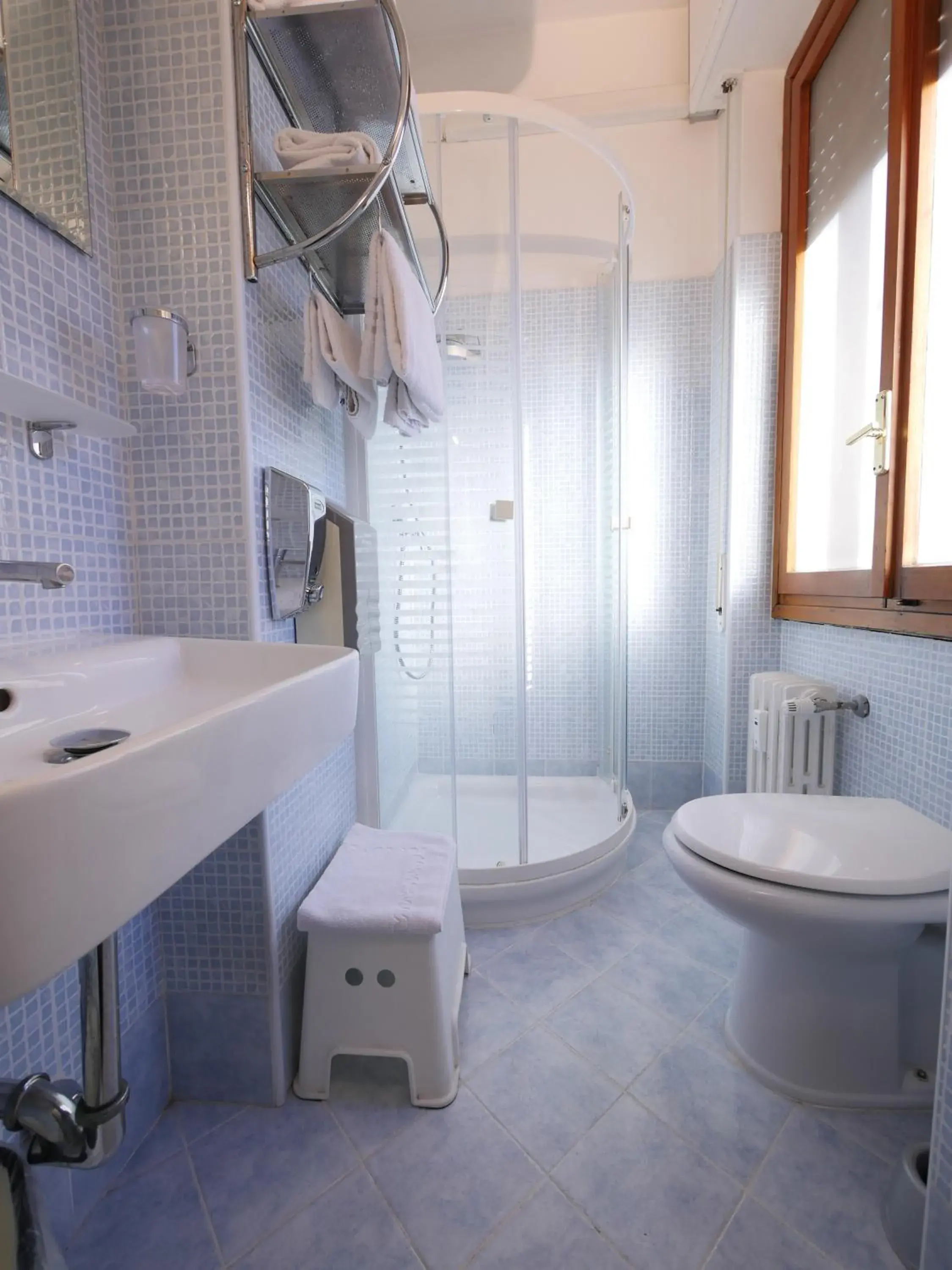 Bathroom in Hotel Careggi Bathroom in Hotel Careggi