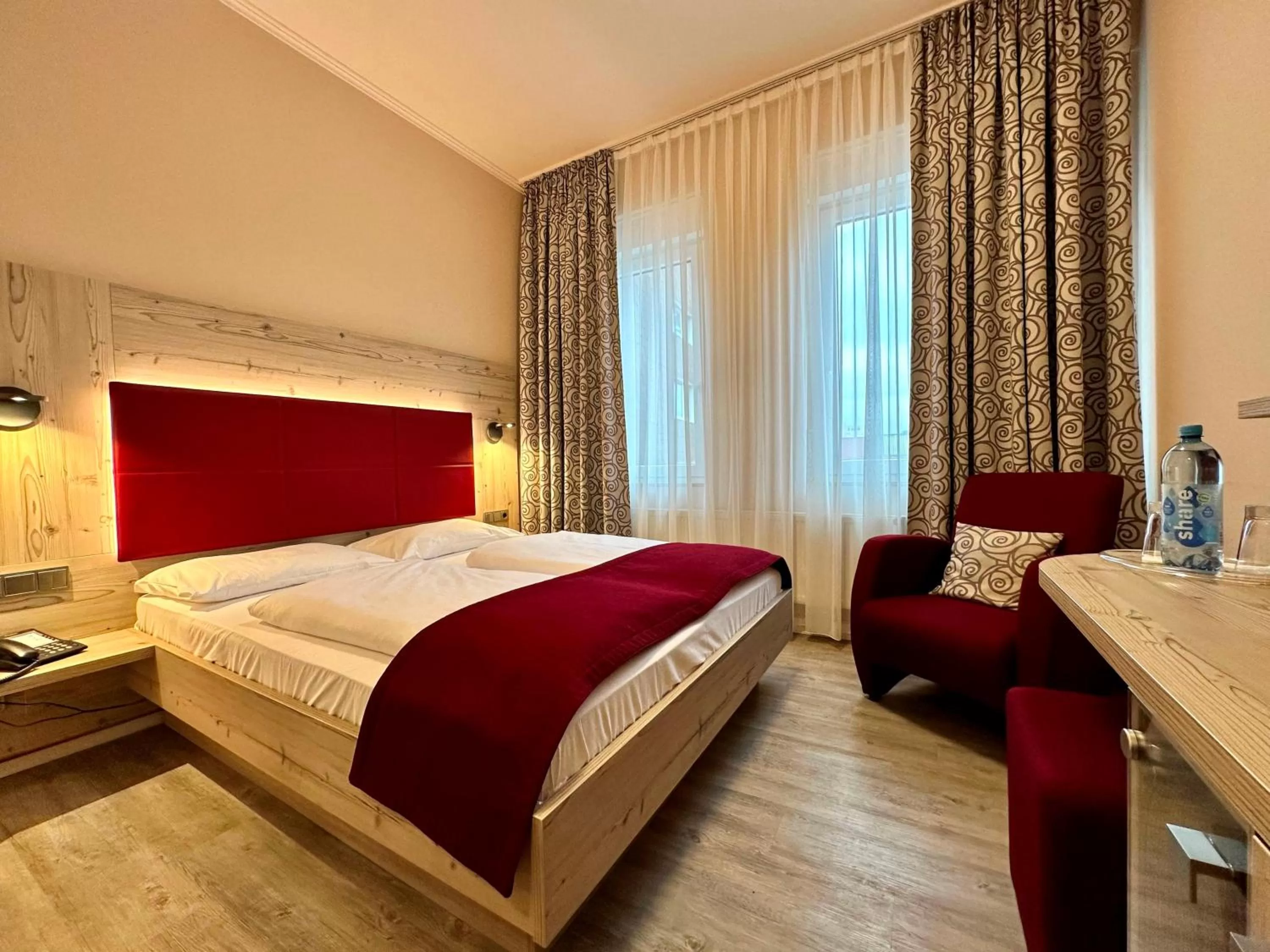 Photo of the whole room, Bed in TRIP INN PostHotel Düren