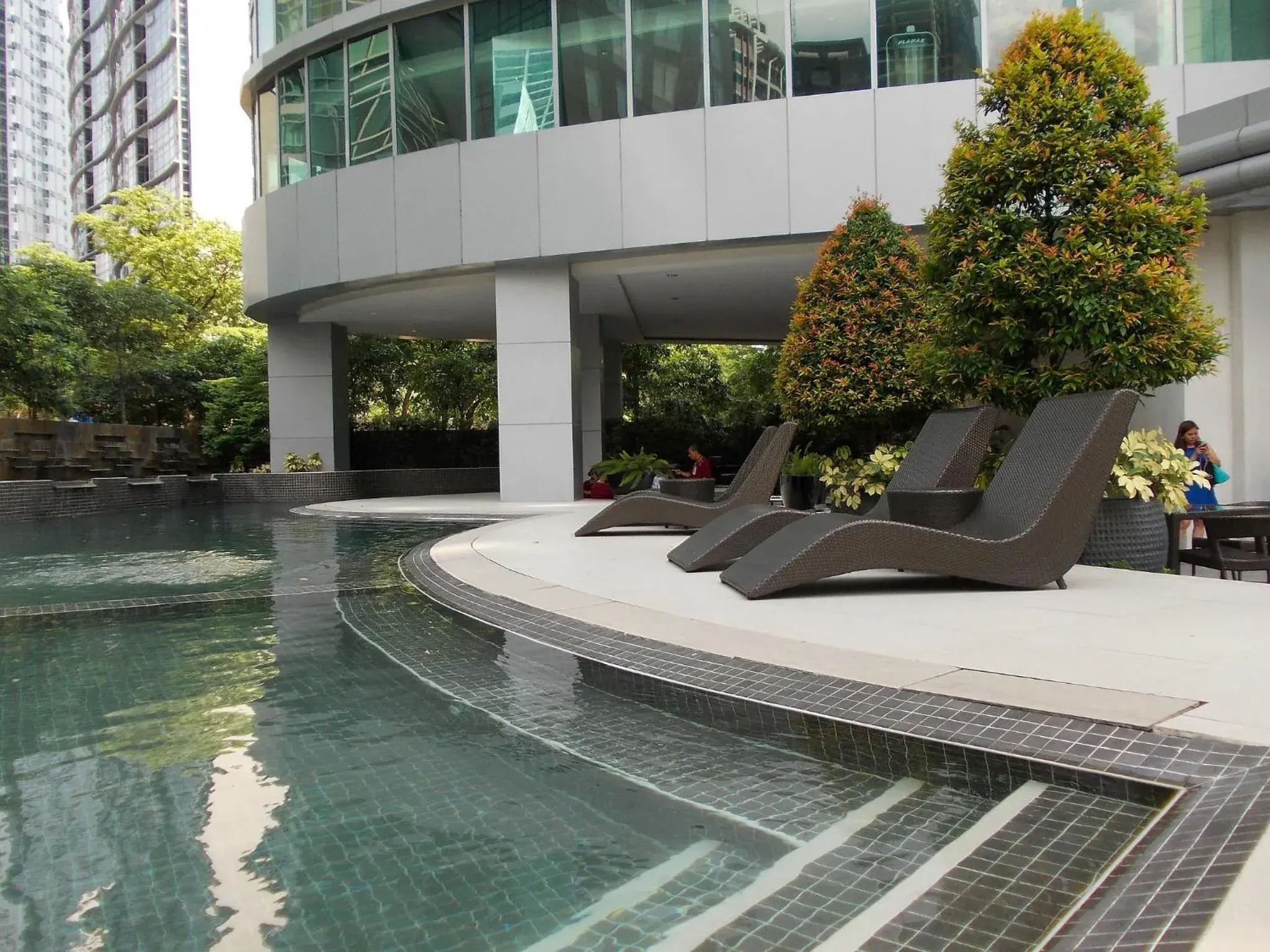 Swimming pool, Patio/Outdoor Area in Avant Serviced Suites - Personal Concierge