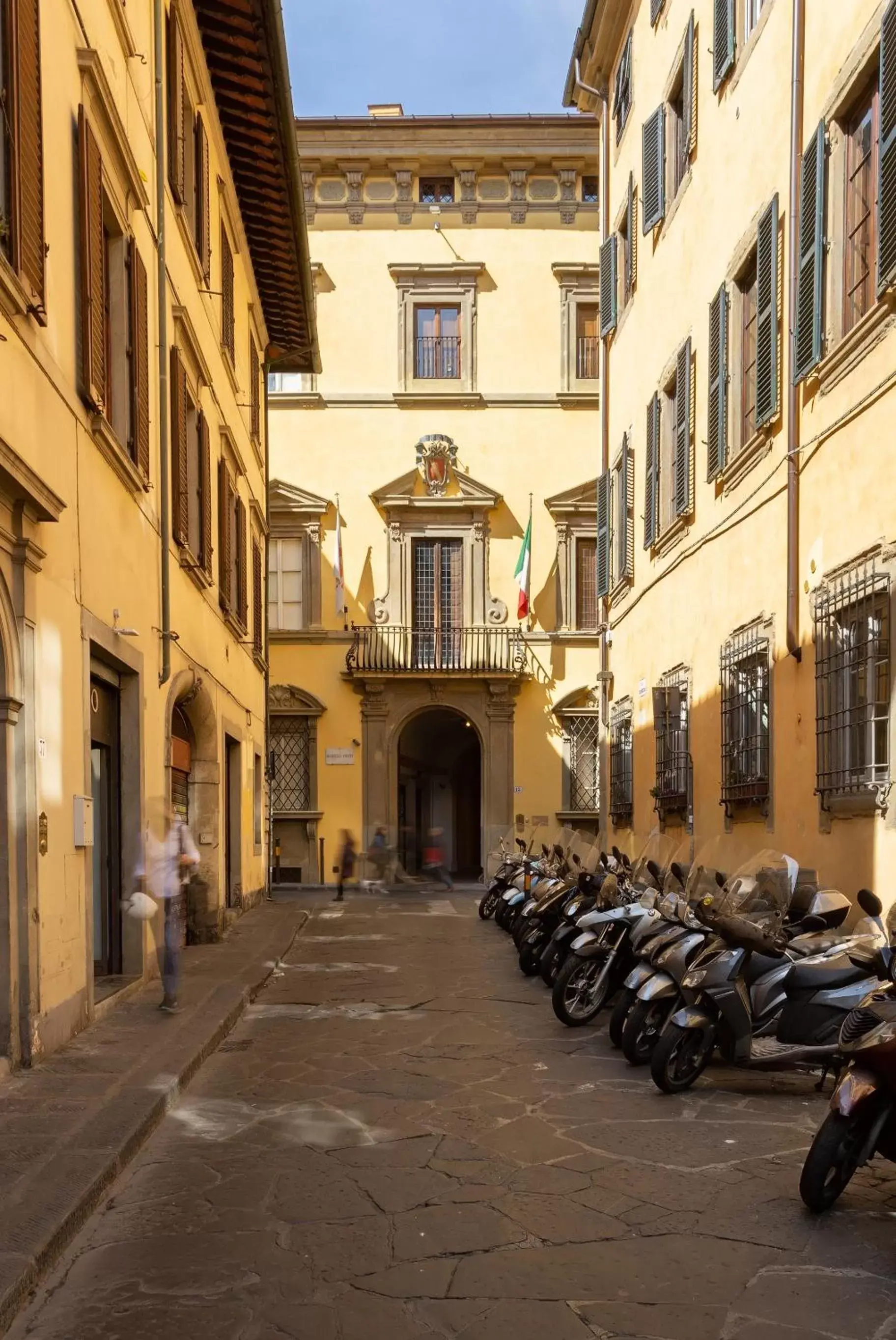 Facade/entrance, Neighborhood in Palazzo Graziani