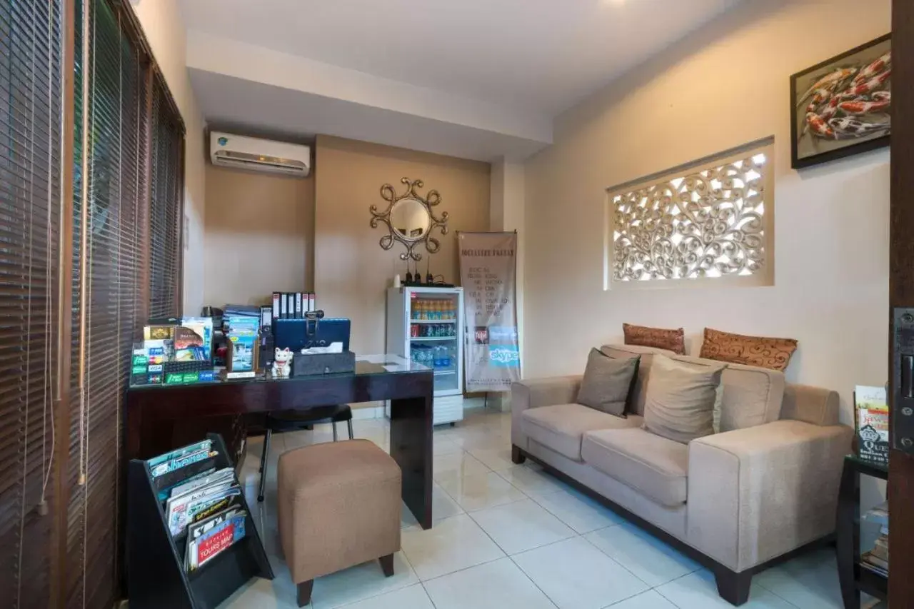 Lobby or reception in The Pavilion Hotel Kuta Lobby or reception in The Pavilion Hotel Kuta