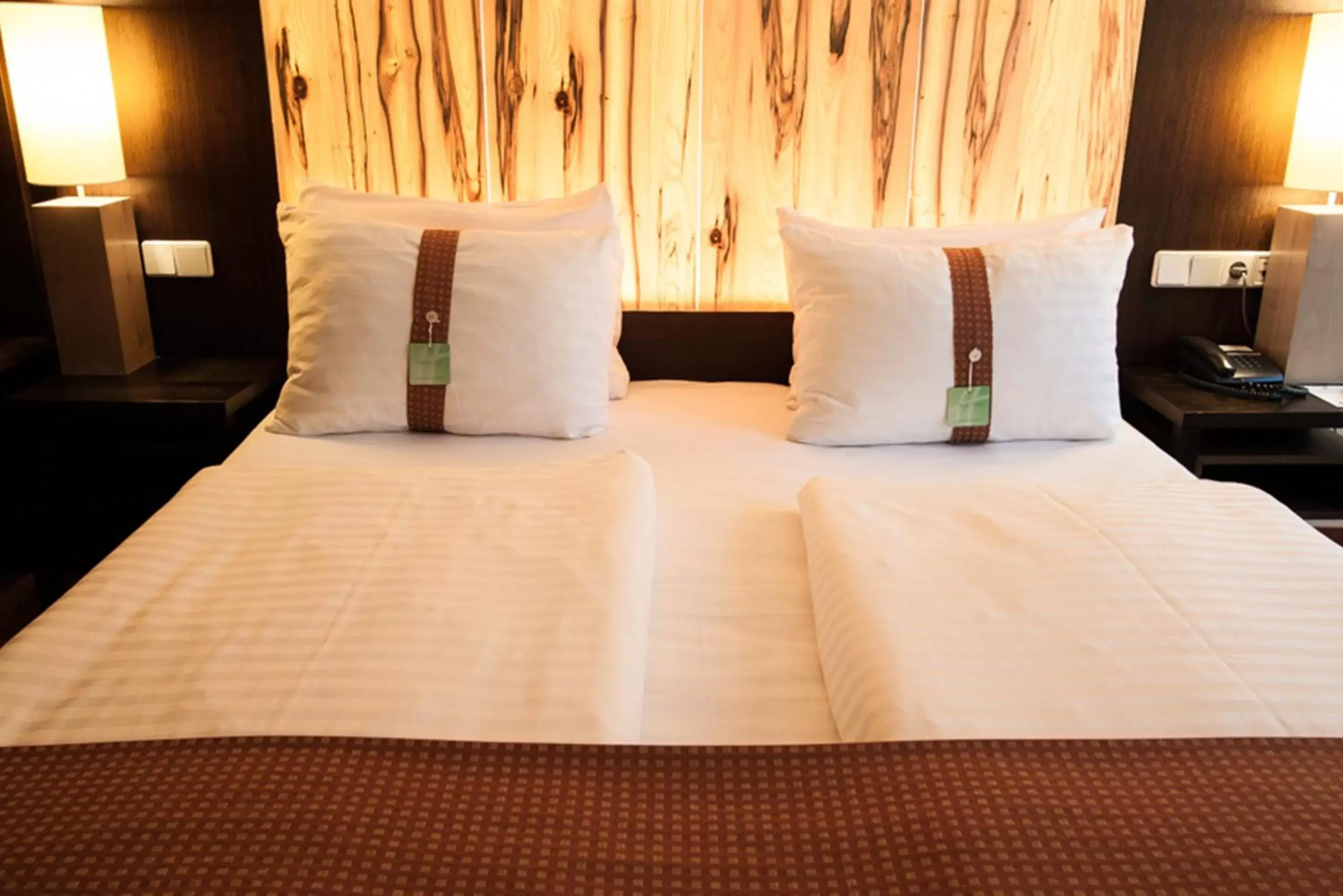 Bed in Holiday Inn - Salzburg City, an IHG Hotel