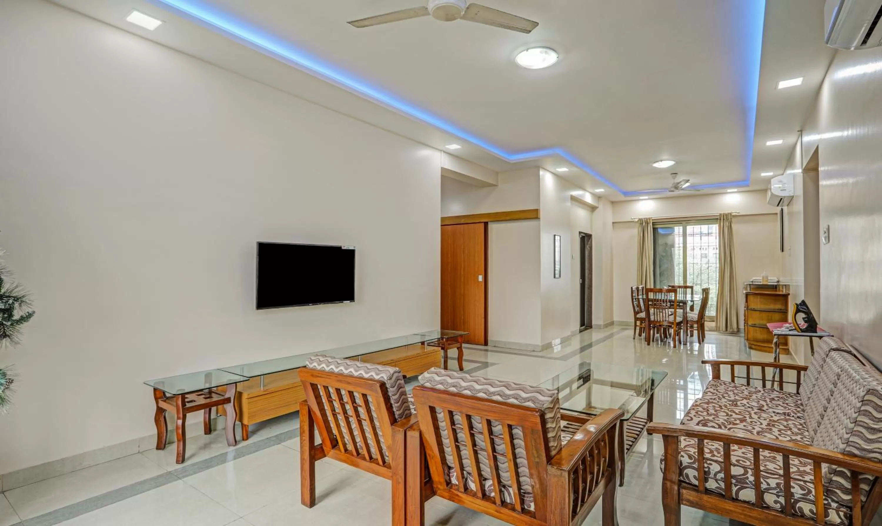 TV/Entertainment Center in Treebo Trend Welcome Apartments